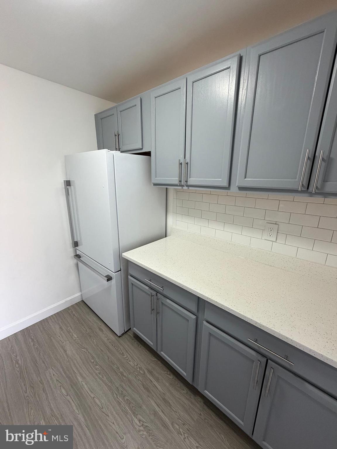 FALLS CHURCH GARDENS - Residential