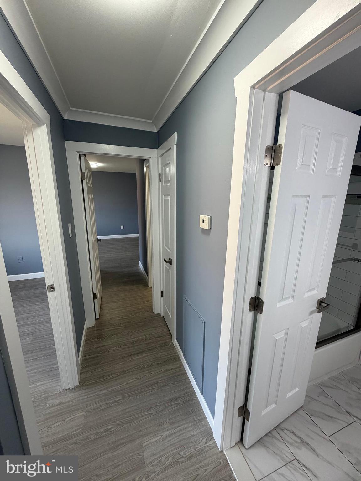 FALLS CHURCH GARDENS - Residential