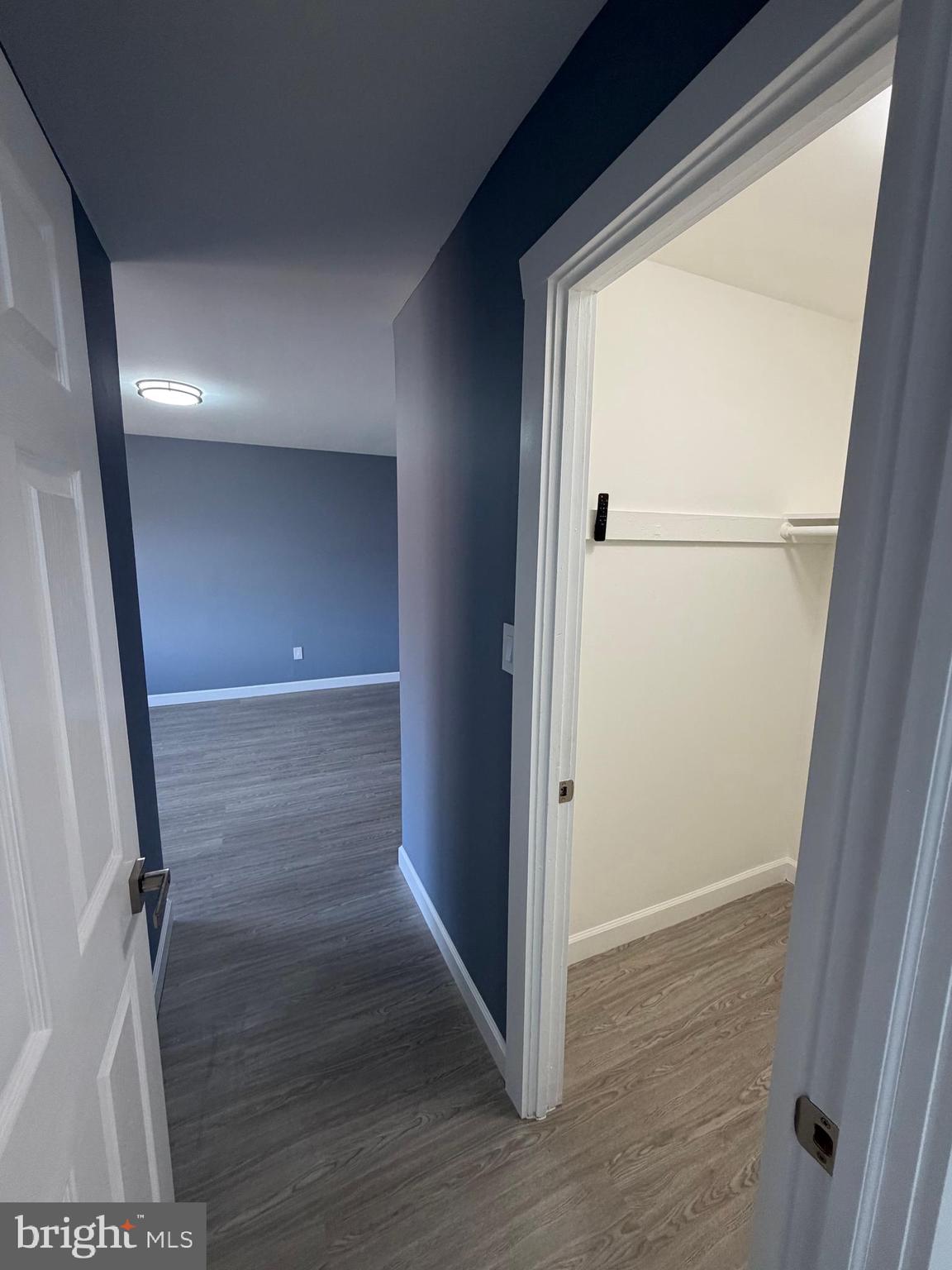 FALLS CHURCH GARDENS - Residential