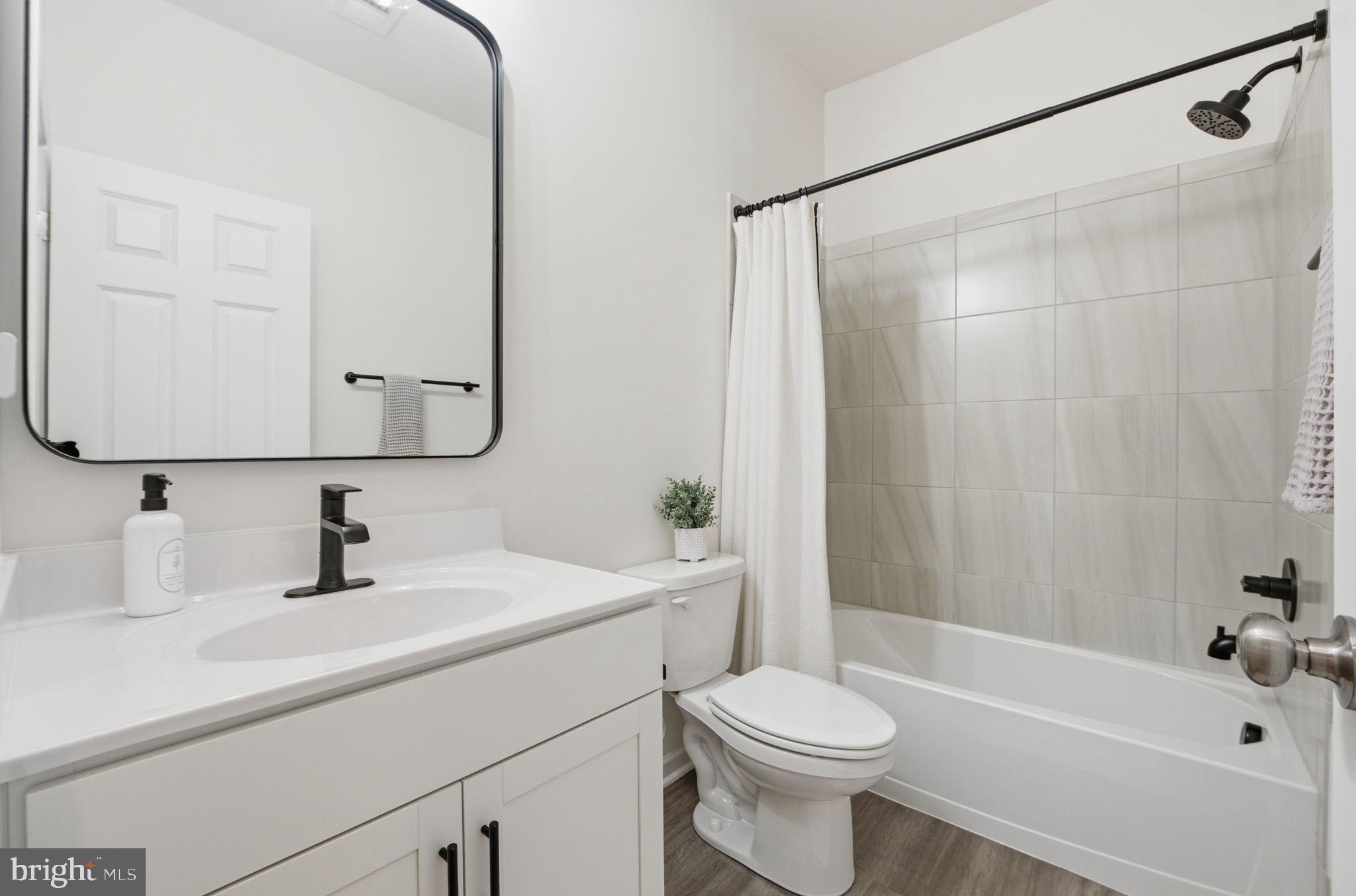 10237 TRAVILAH GROVE CIRCLE