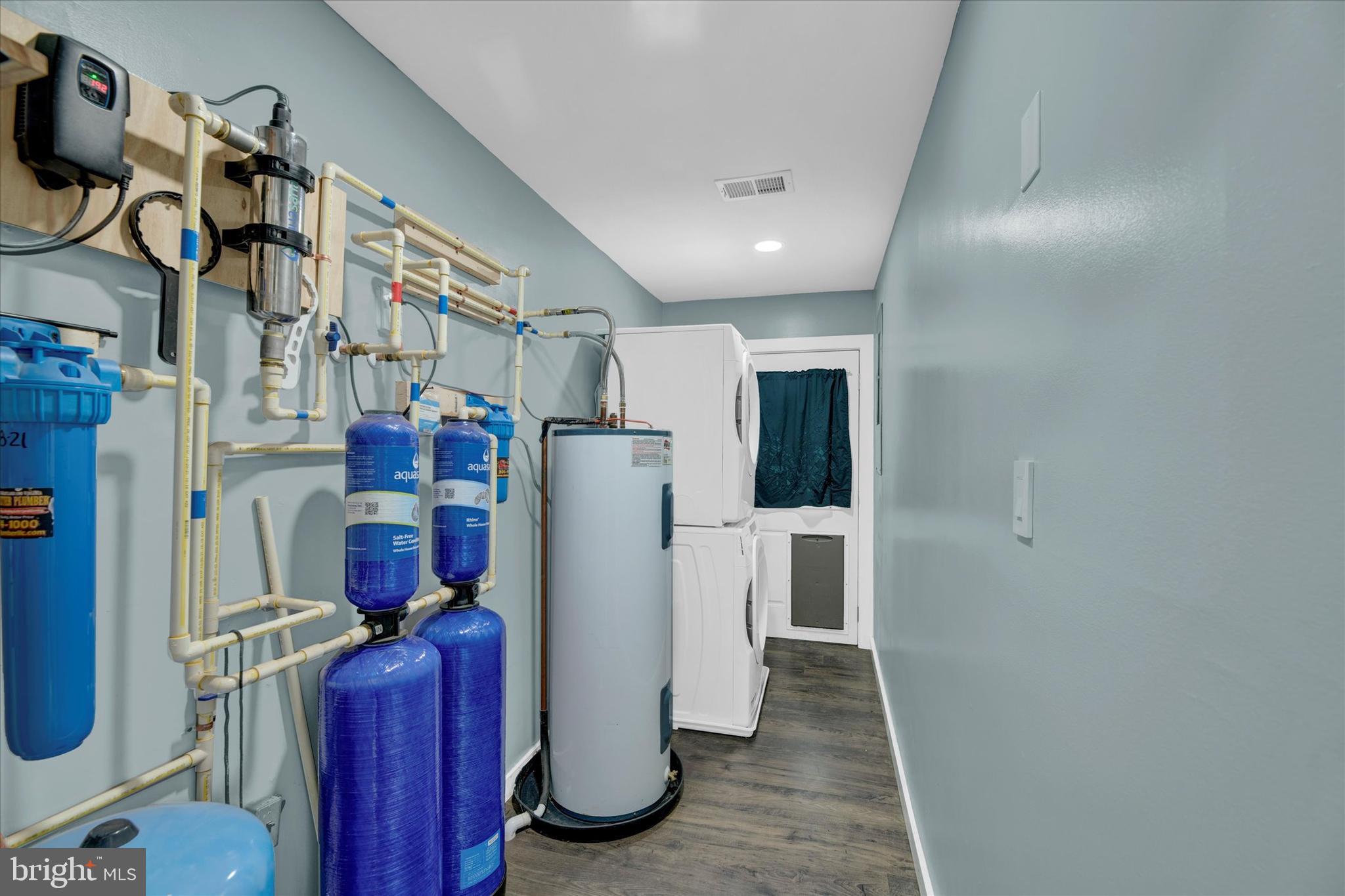 SINGING HILLS SUB - Residential