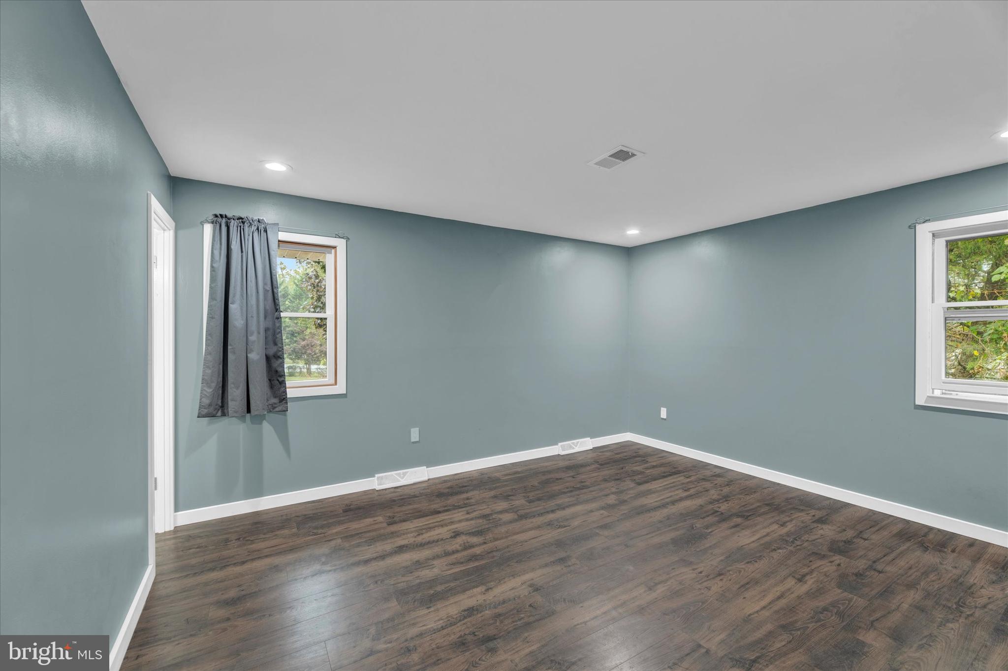 SINGING HILLS SUB - Residential