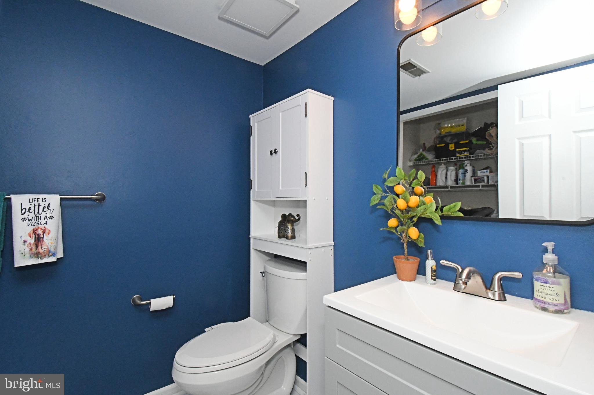 TYLER WALK - Residential