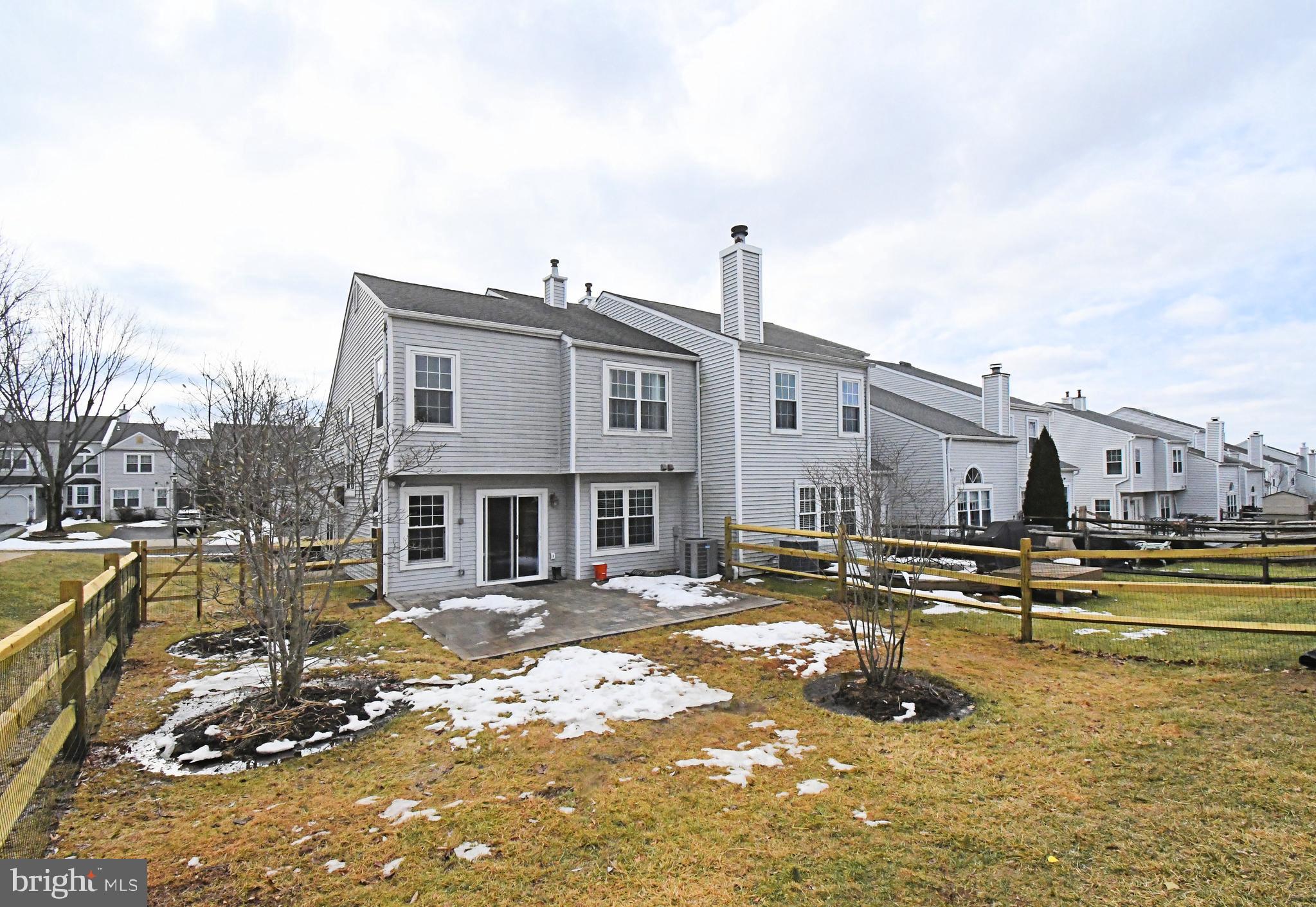 TYLER WALK - Residential