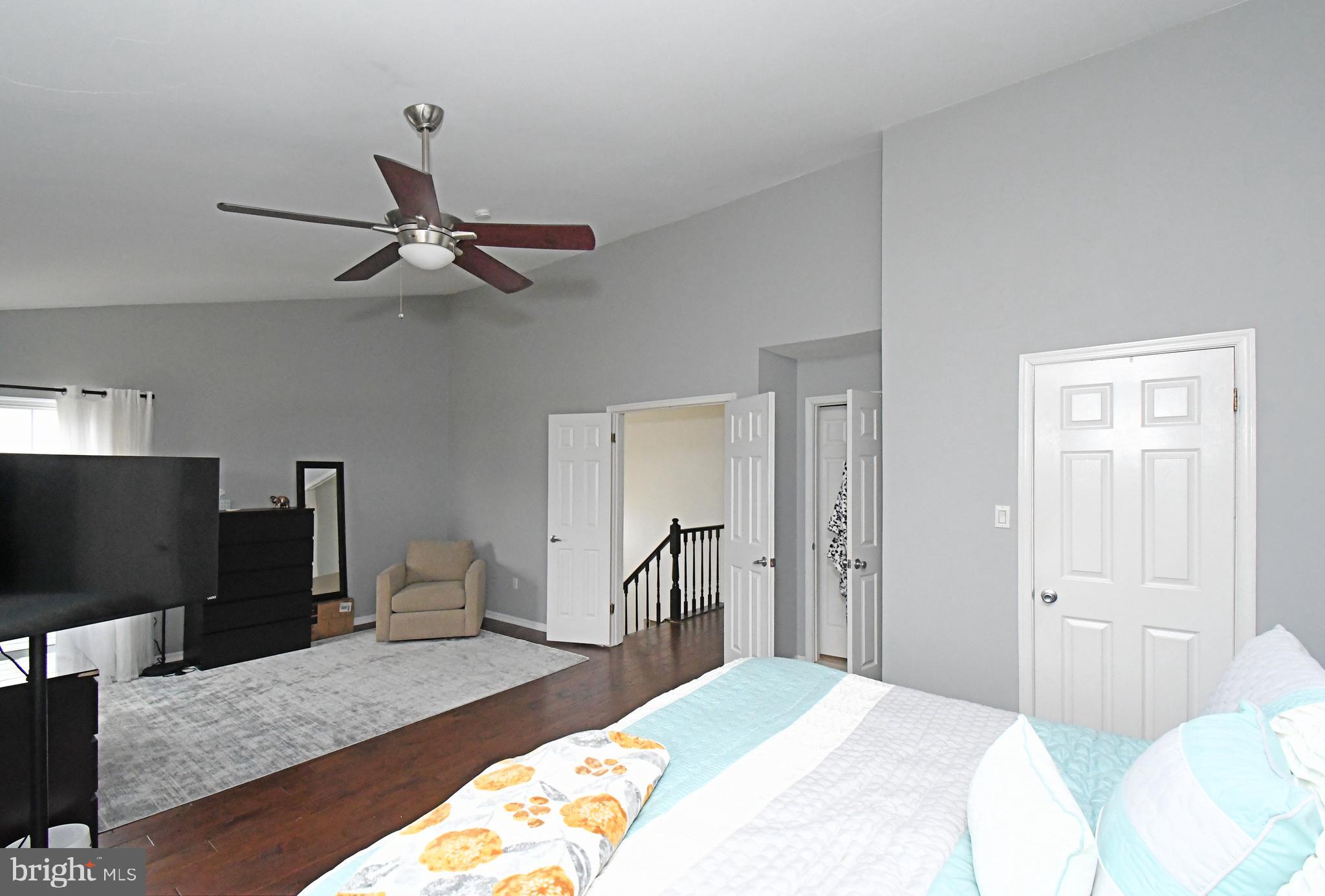 TYLER WALK - Residential