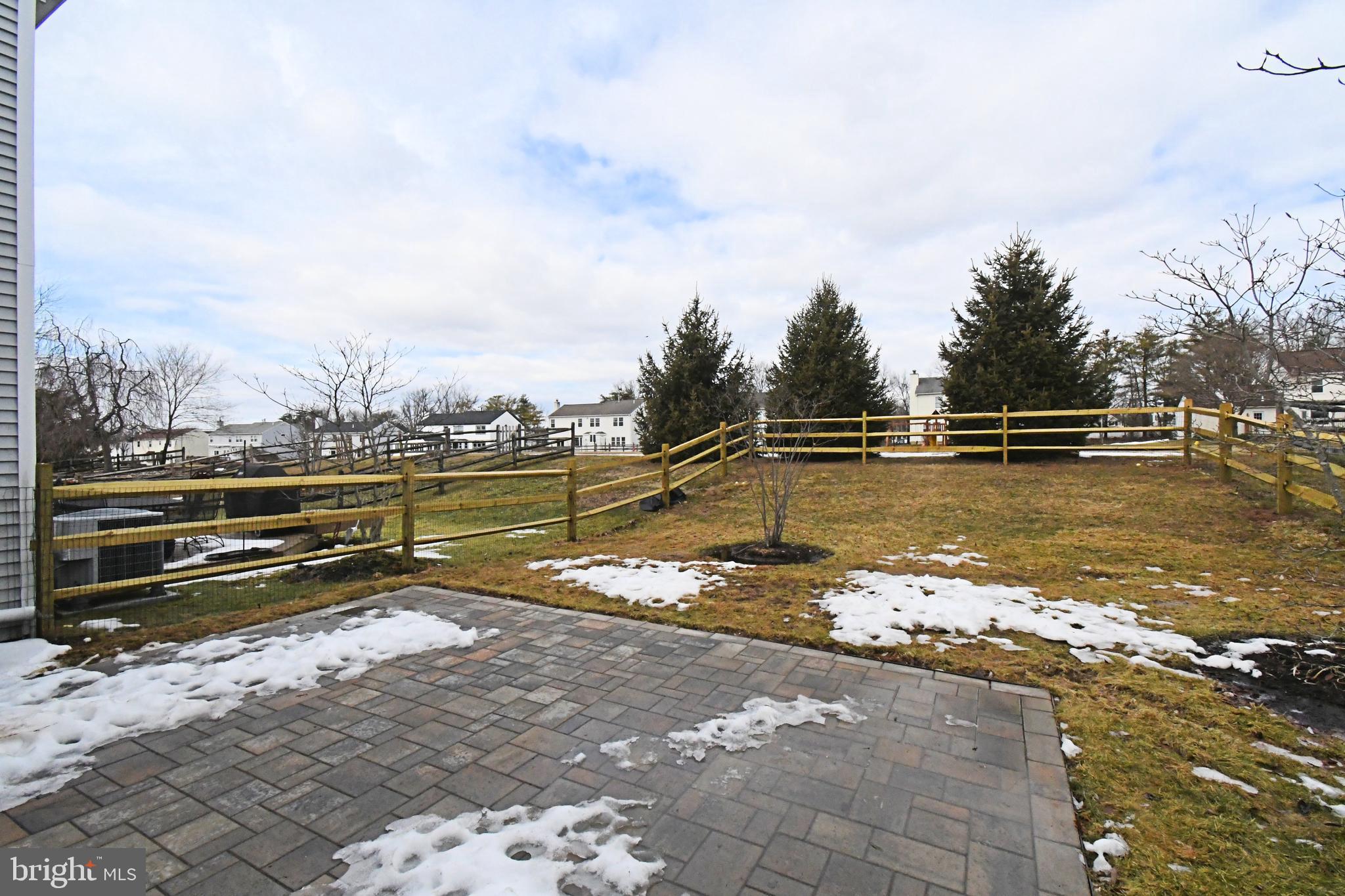 TYLER WALK - Residential