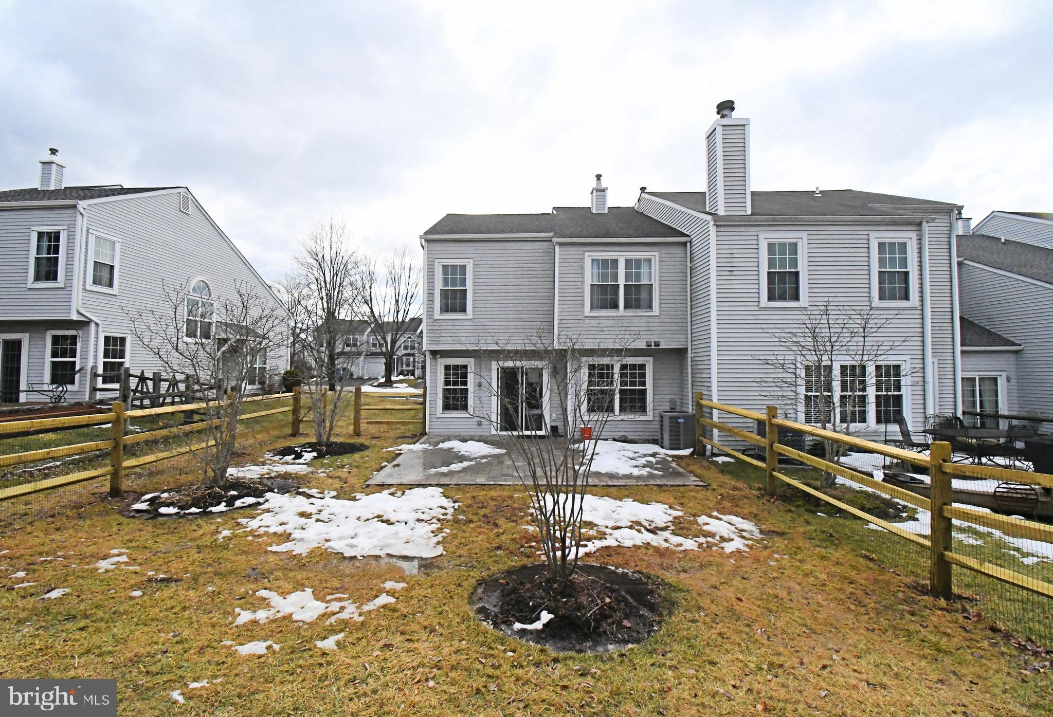 TYLER WALK - Residential