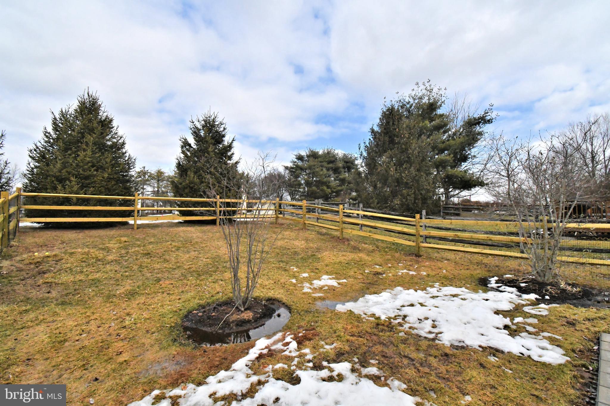 TYLER WALK - Residential