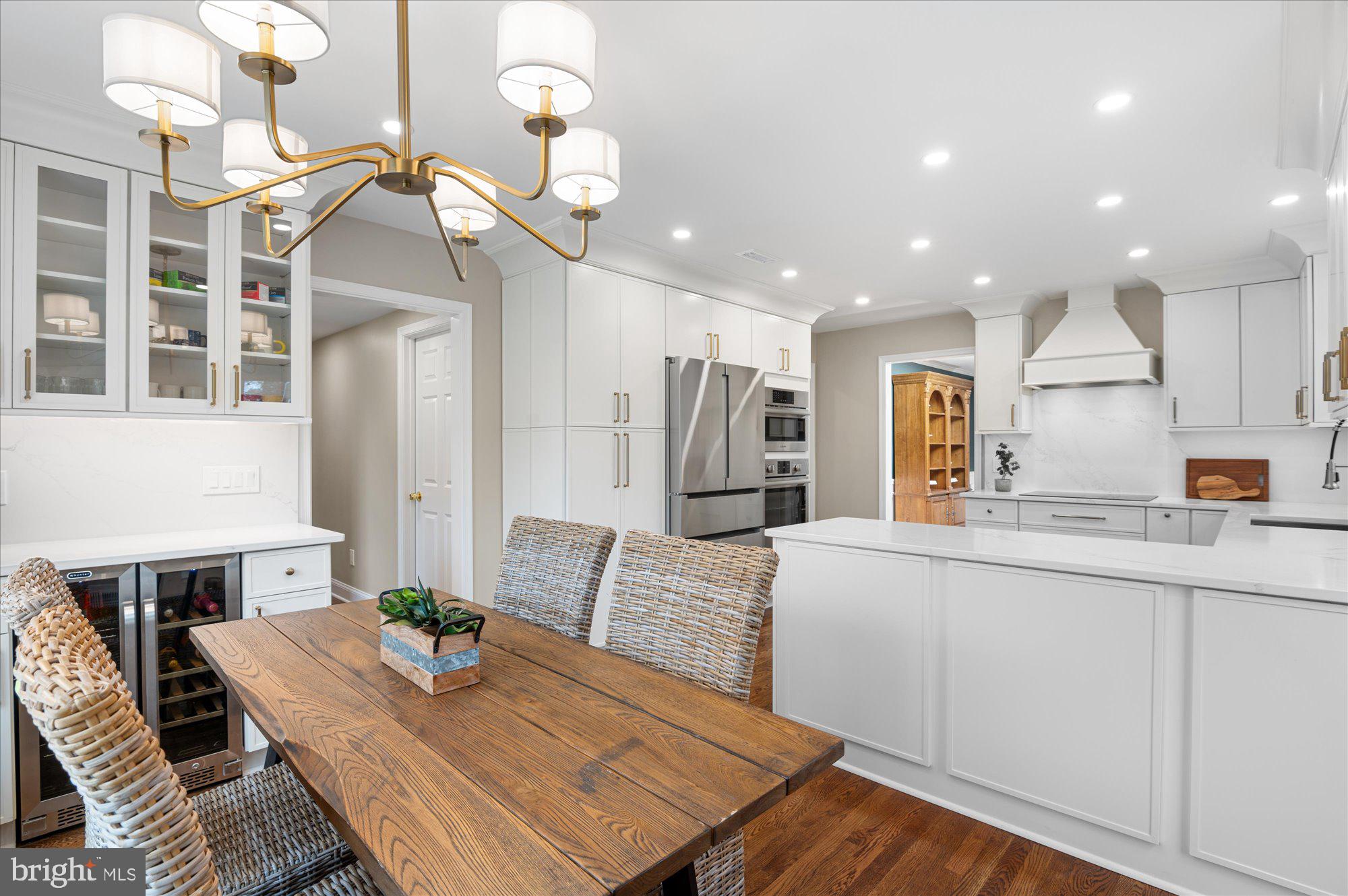 RIVER FALLS - Residential