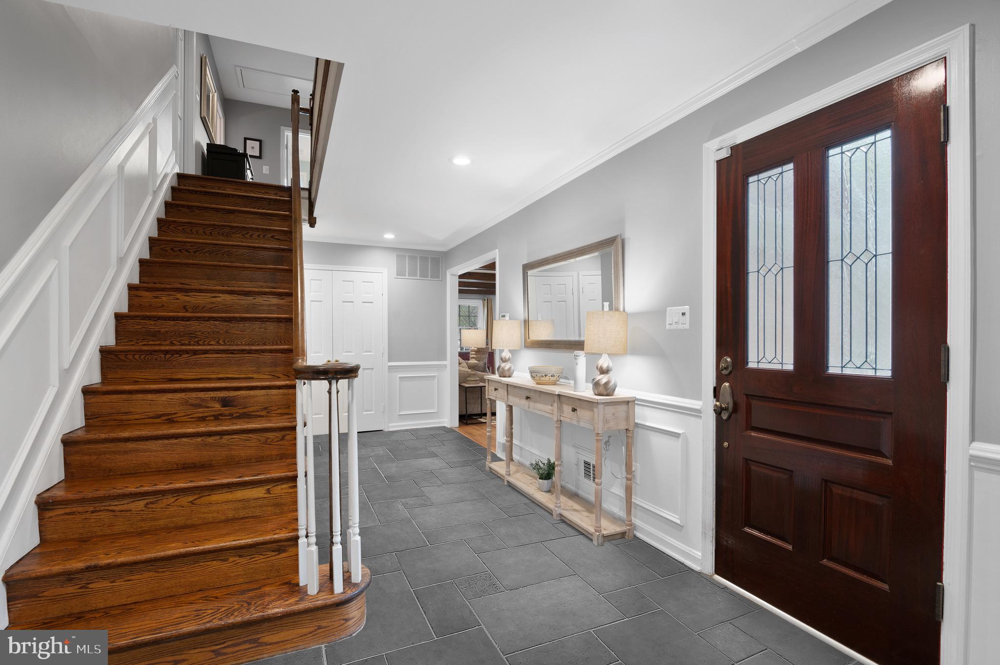 RIVER FALLS - Residential