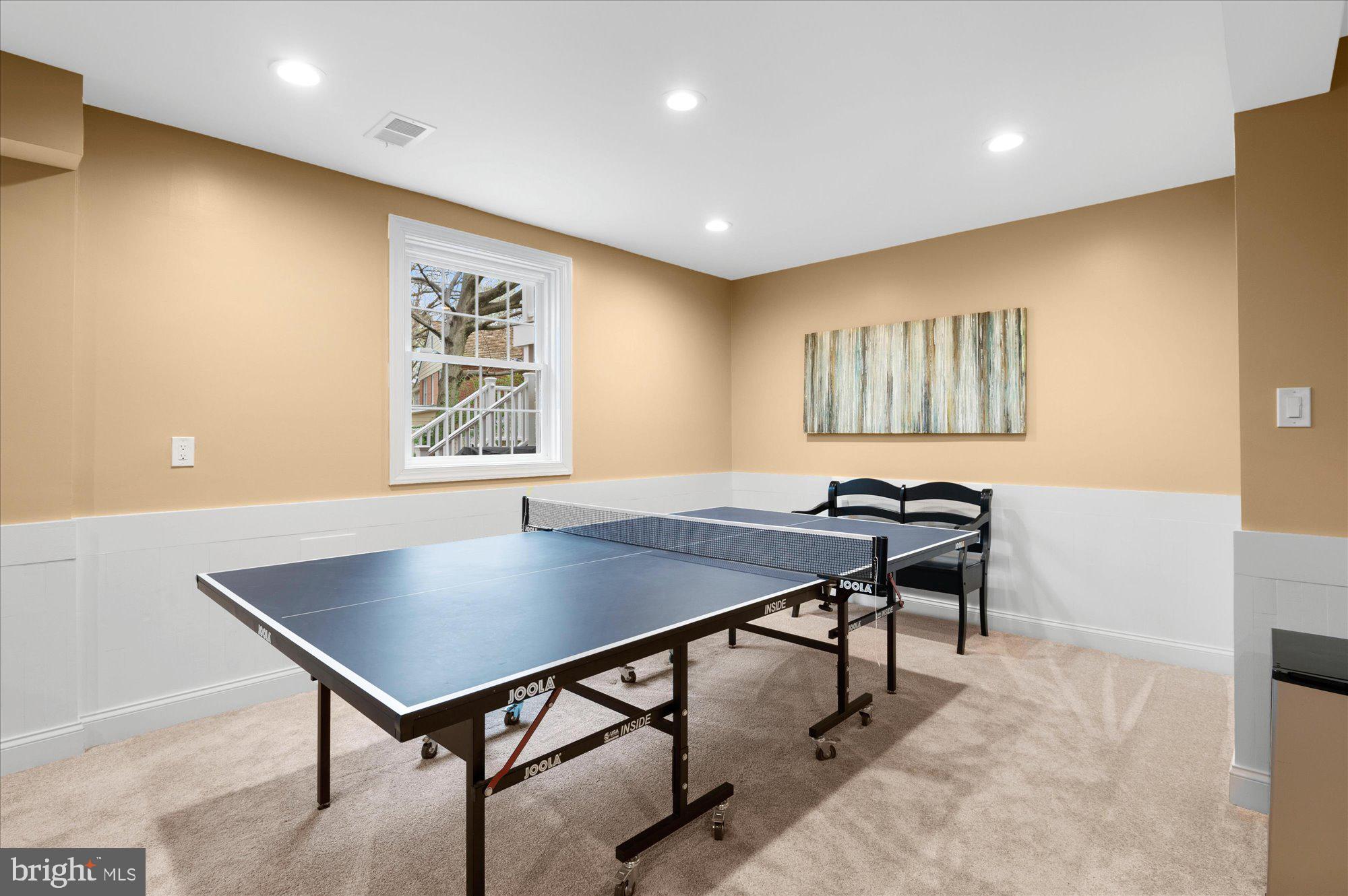 RIVER FALLS - Residential