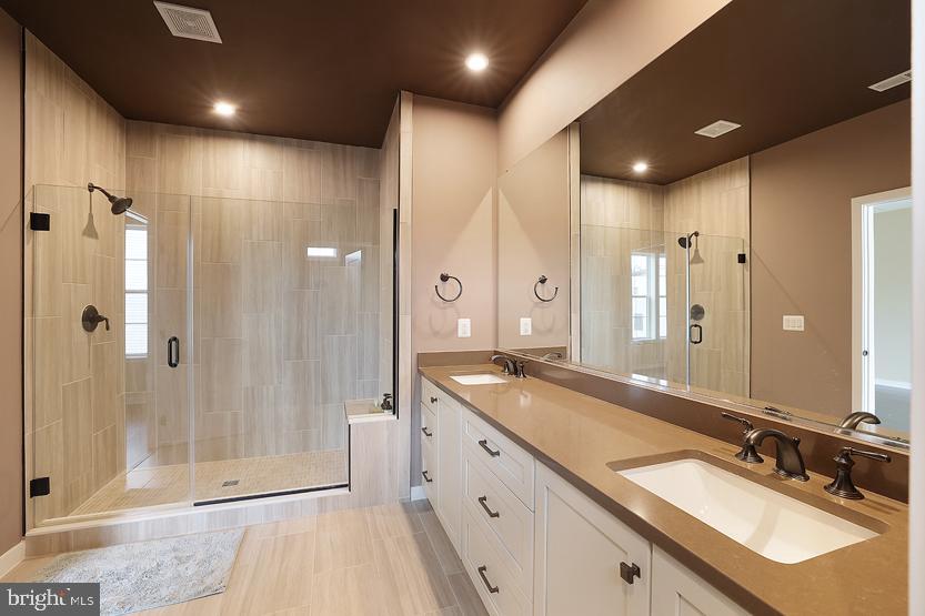 METRO WALK AT MOOREFIELD STATION - Residential Lease