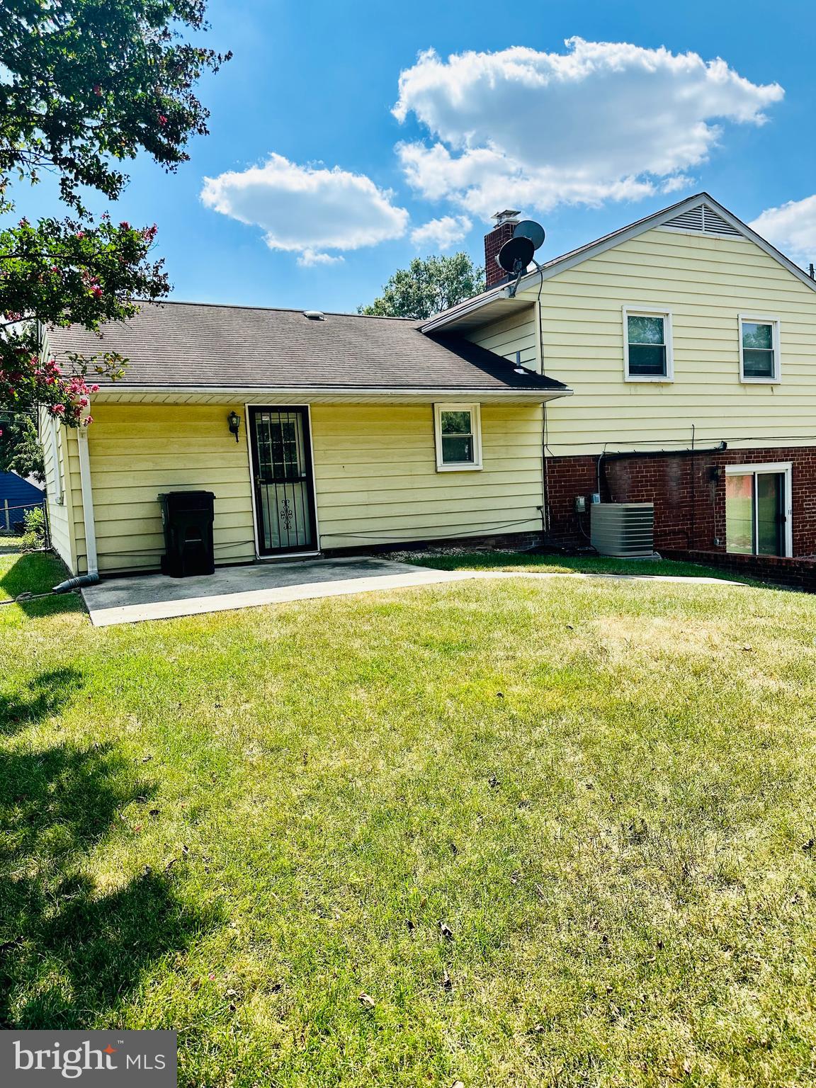 NEW CARROLLTON - Residential Lease