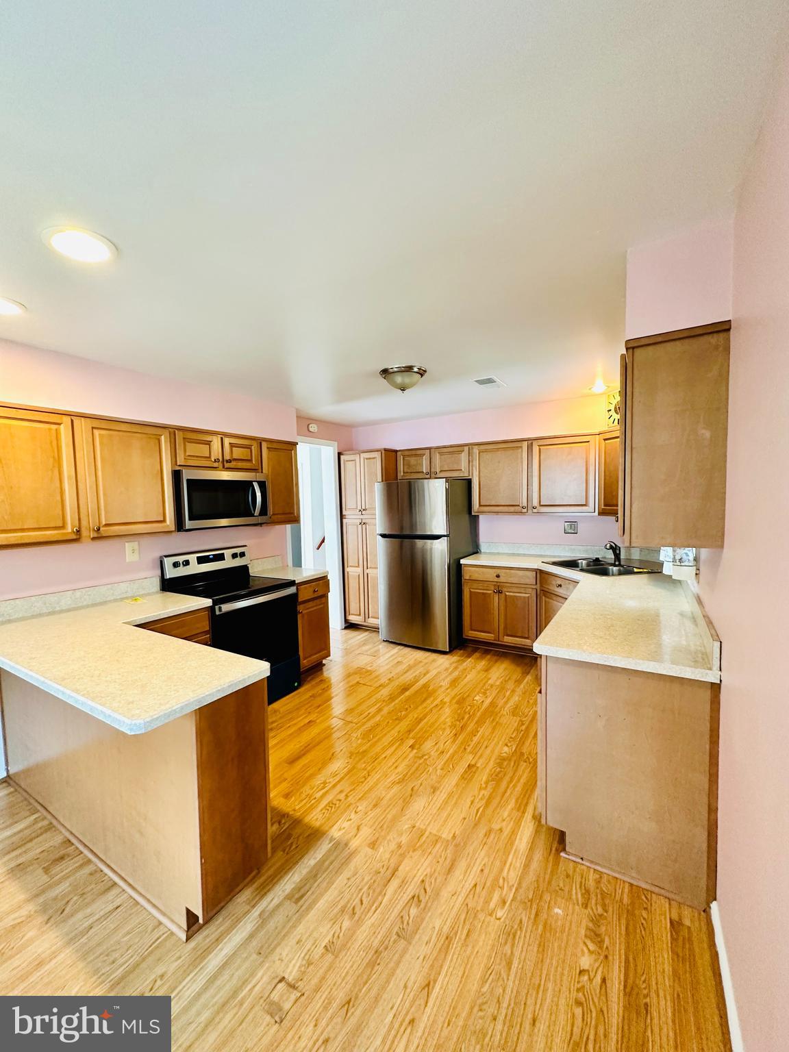 NEW CARROLLTON - Residential Lease