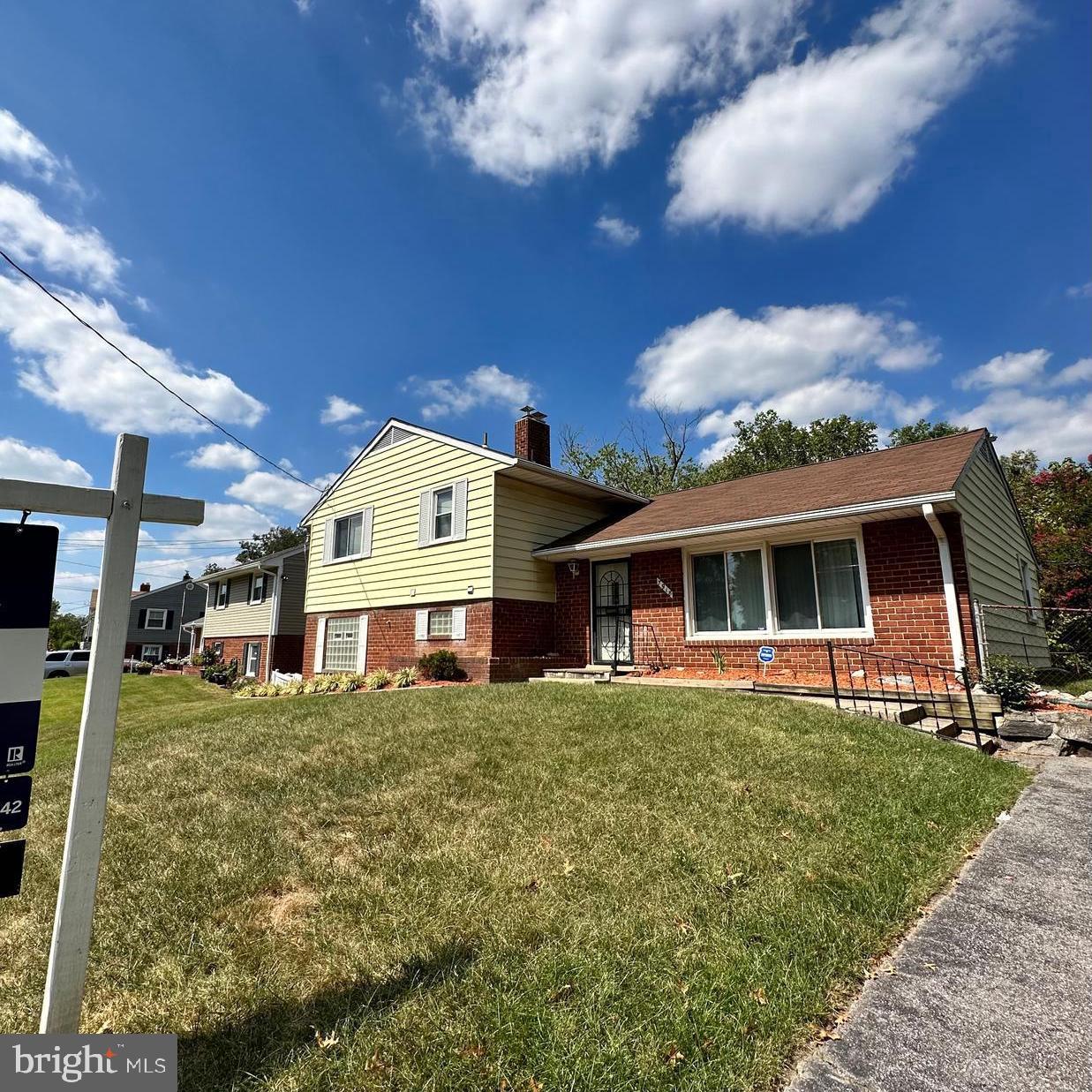 NEW CARROLLTON - Residential Lease