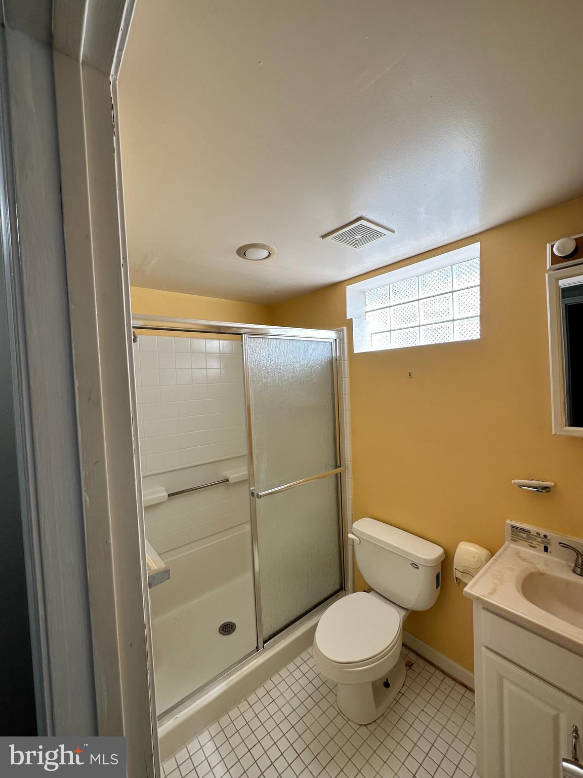 NEW CARROLLTON - Residential Lease