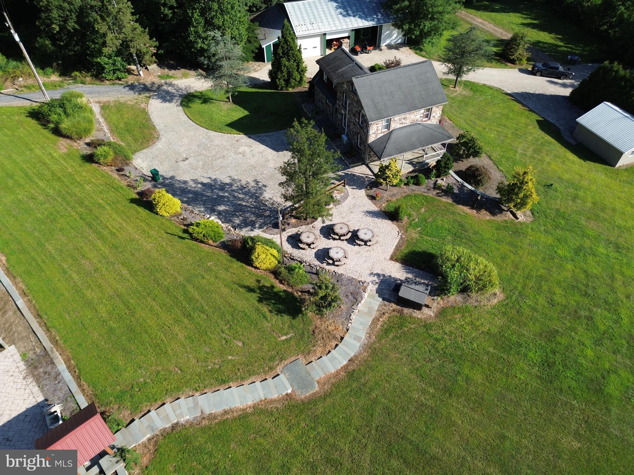 1323 COUCHTOWN ROAD