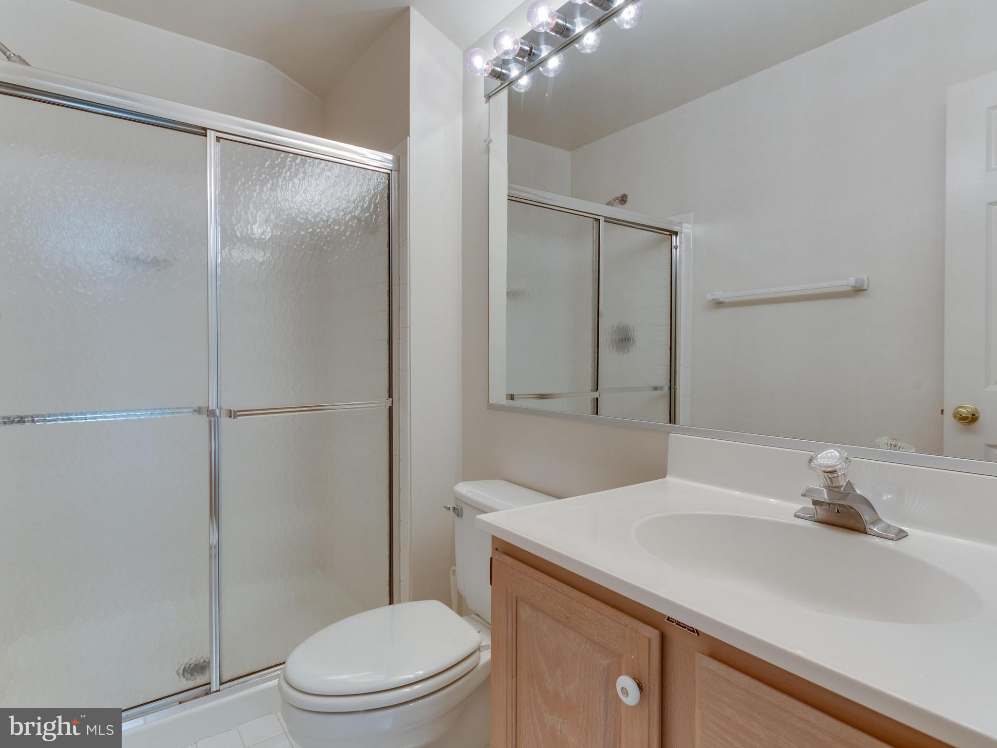 FAIRFIELD HOUSE - Residential