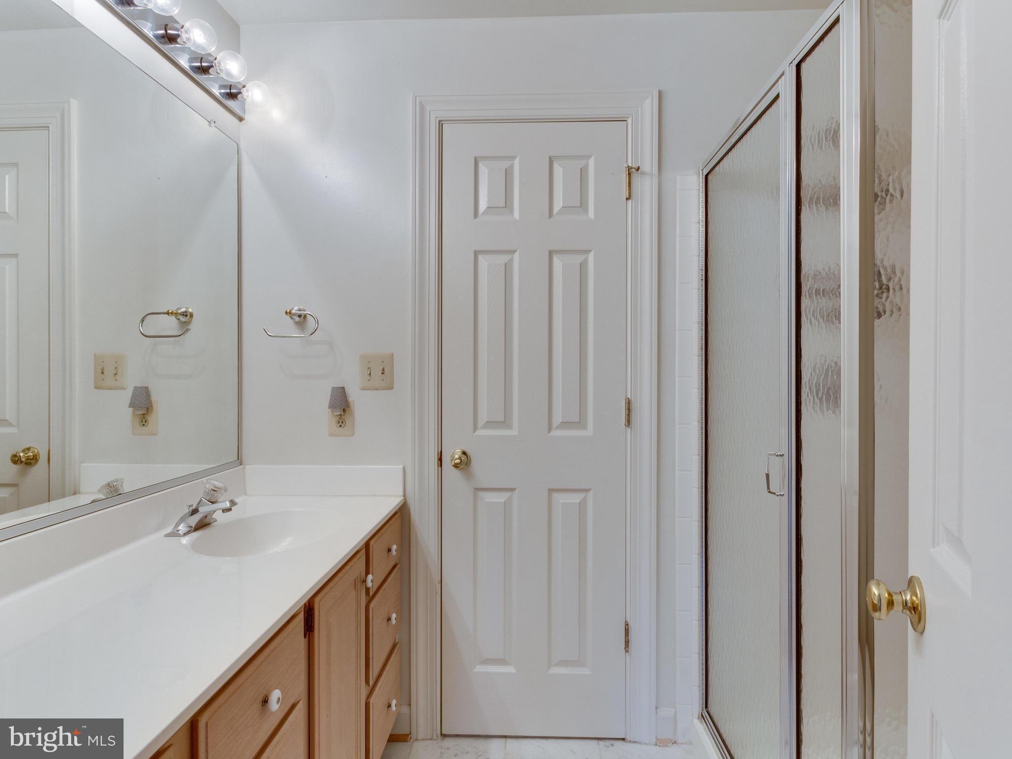 FAIRFIELD HOUSE - Residential