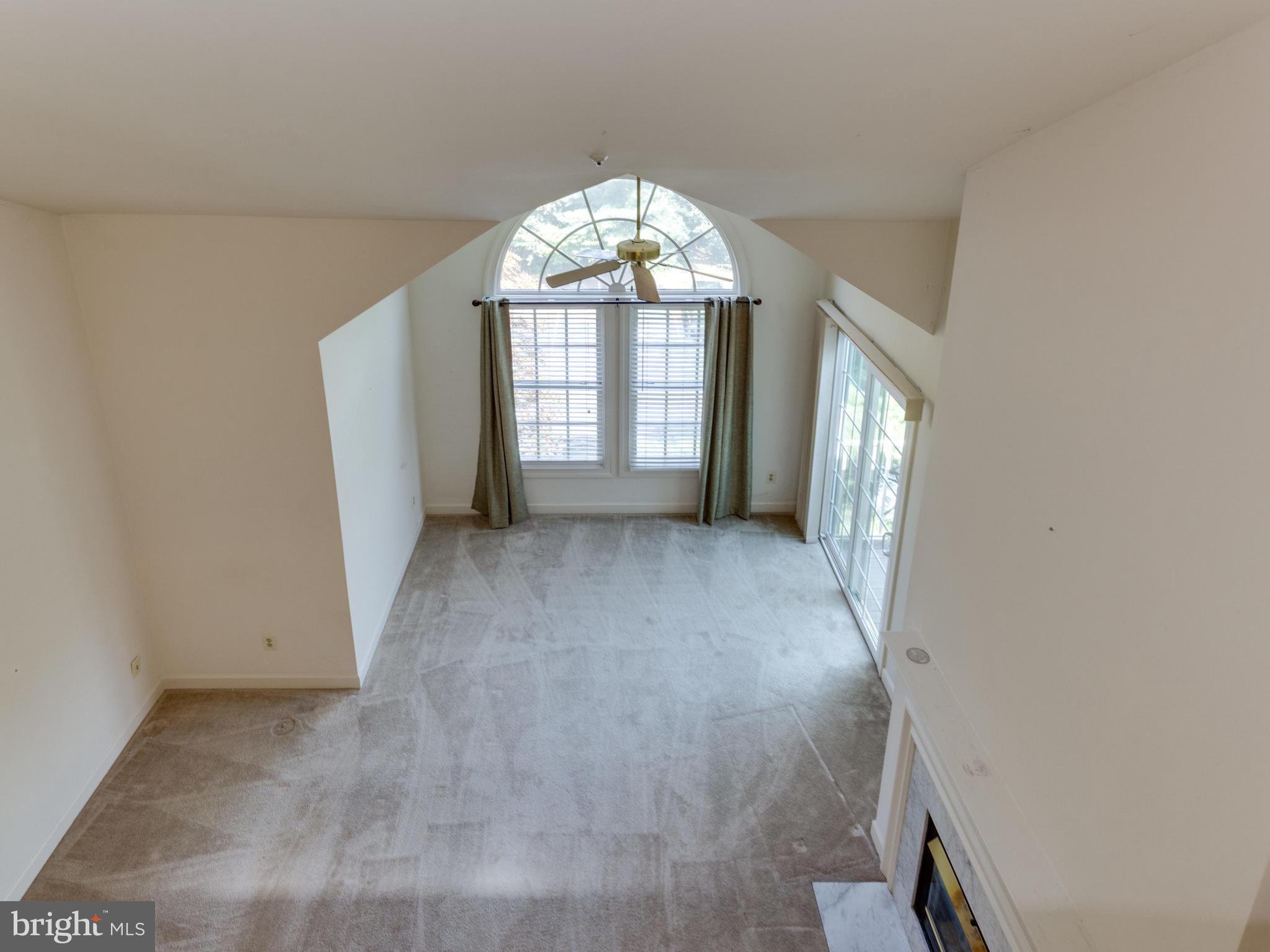 FAIRFIELD HOUSE - Residential