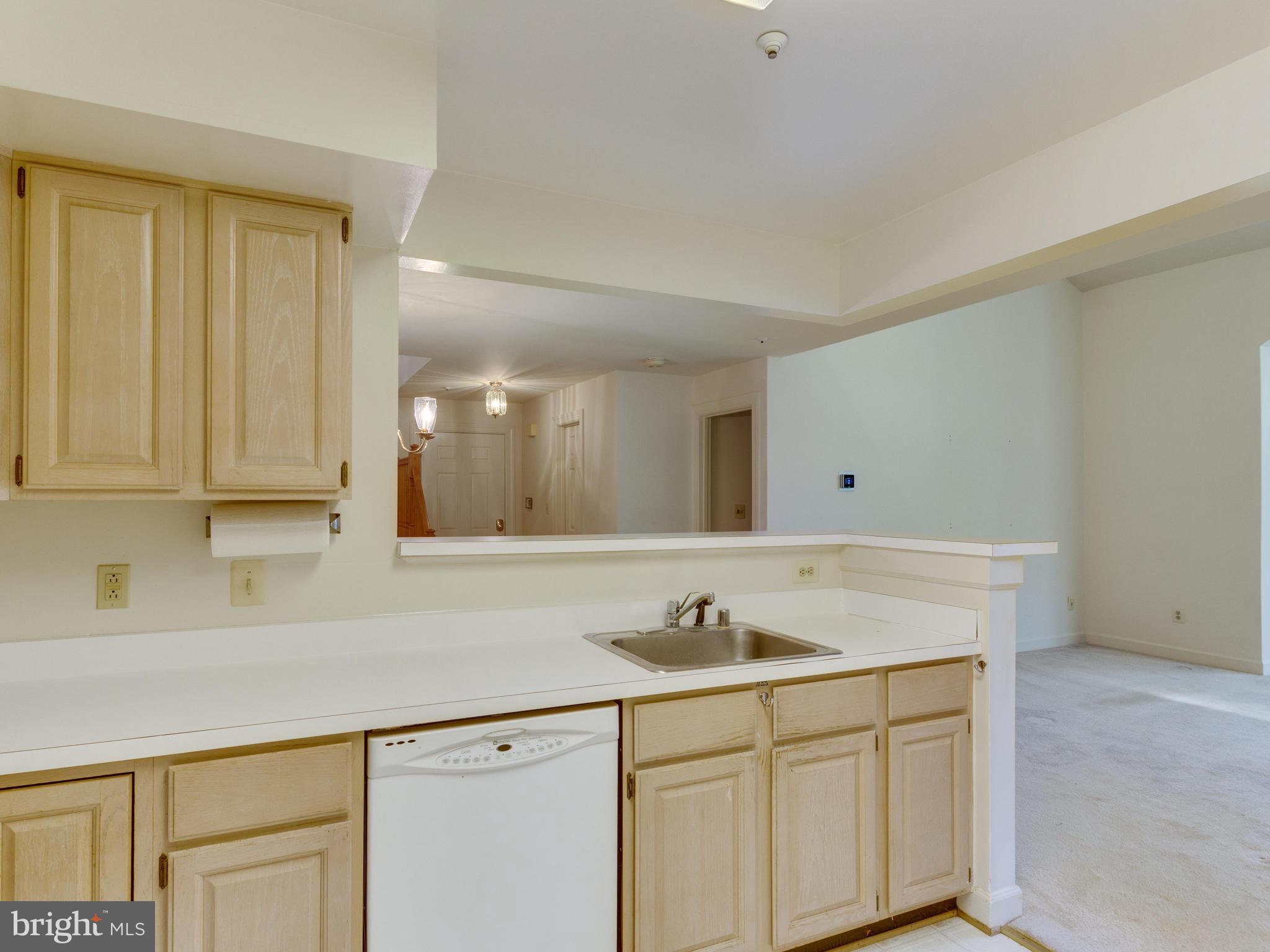 FAIRFIELD HOUSE - Residential