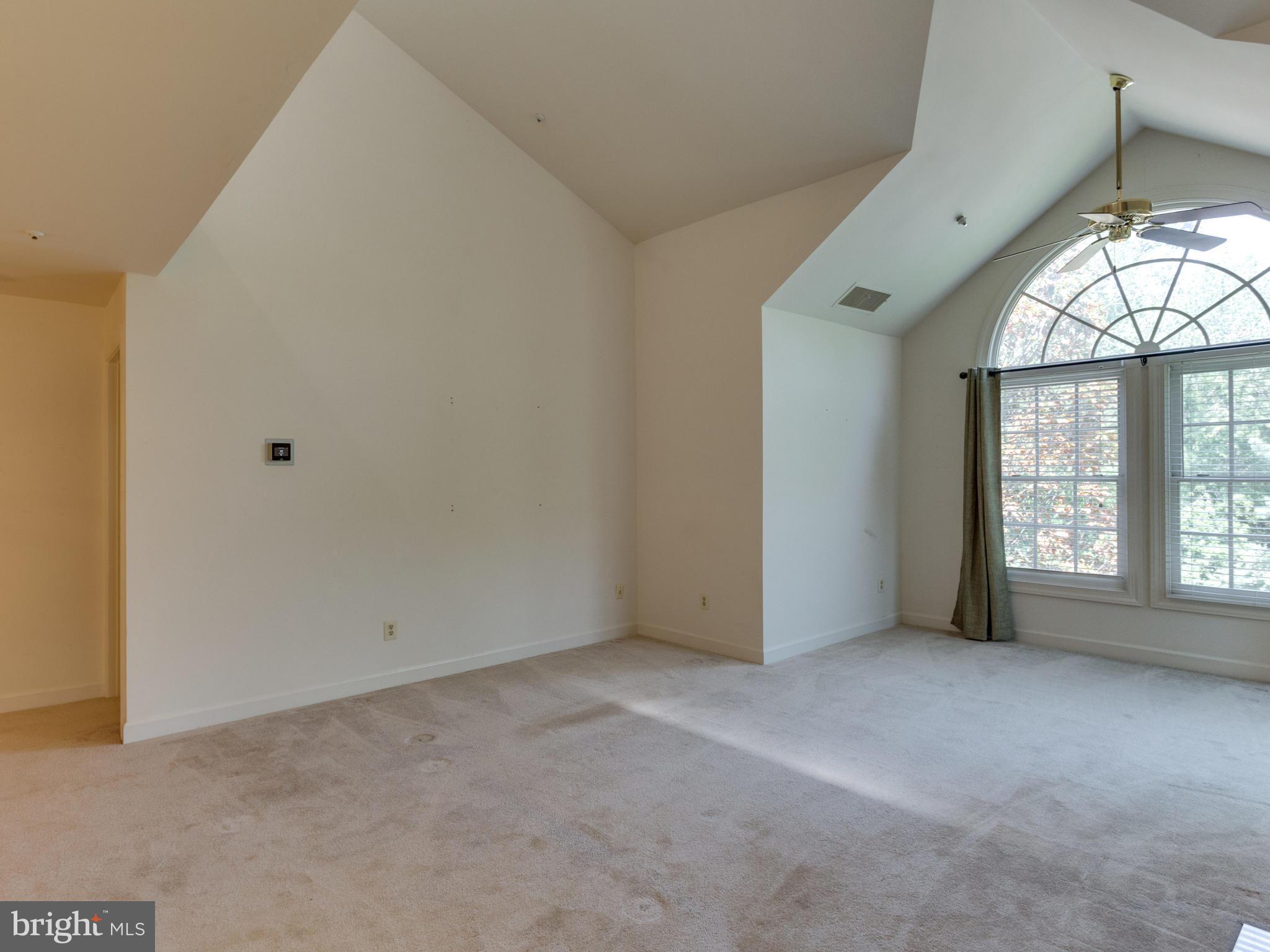 FAIRFIELD HOUSE - Residential