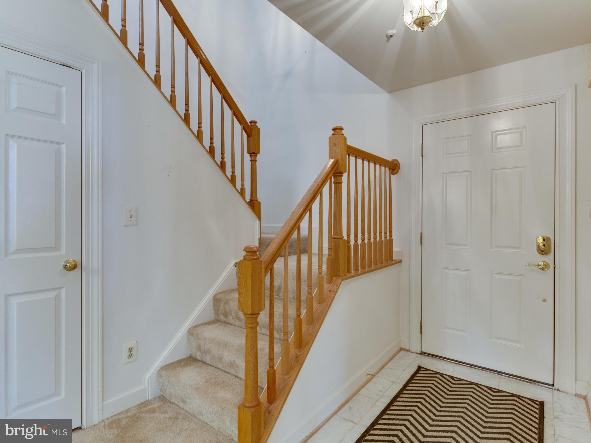 FAIRFIELD HOUSE - Residential