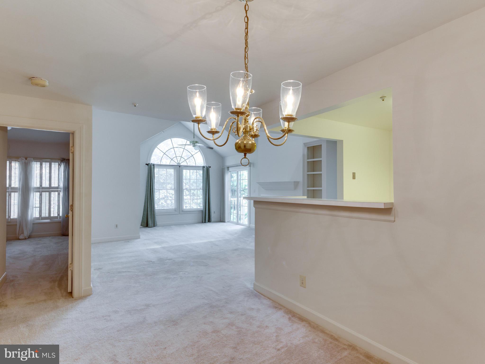 FAIRFIELD HOUSE - Residential