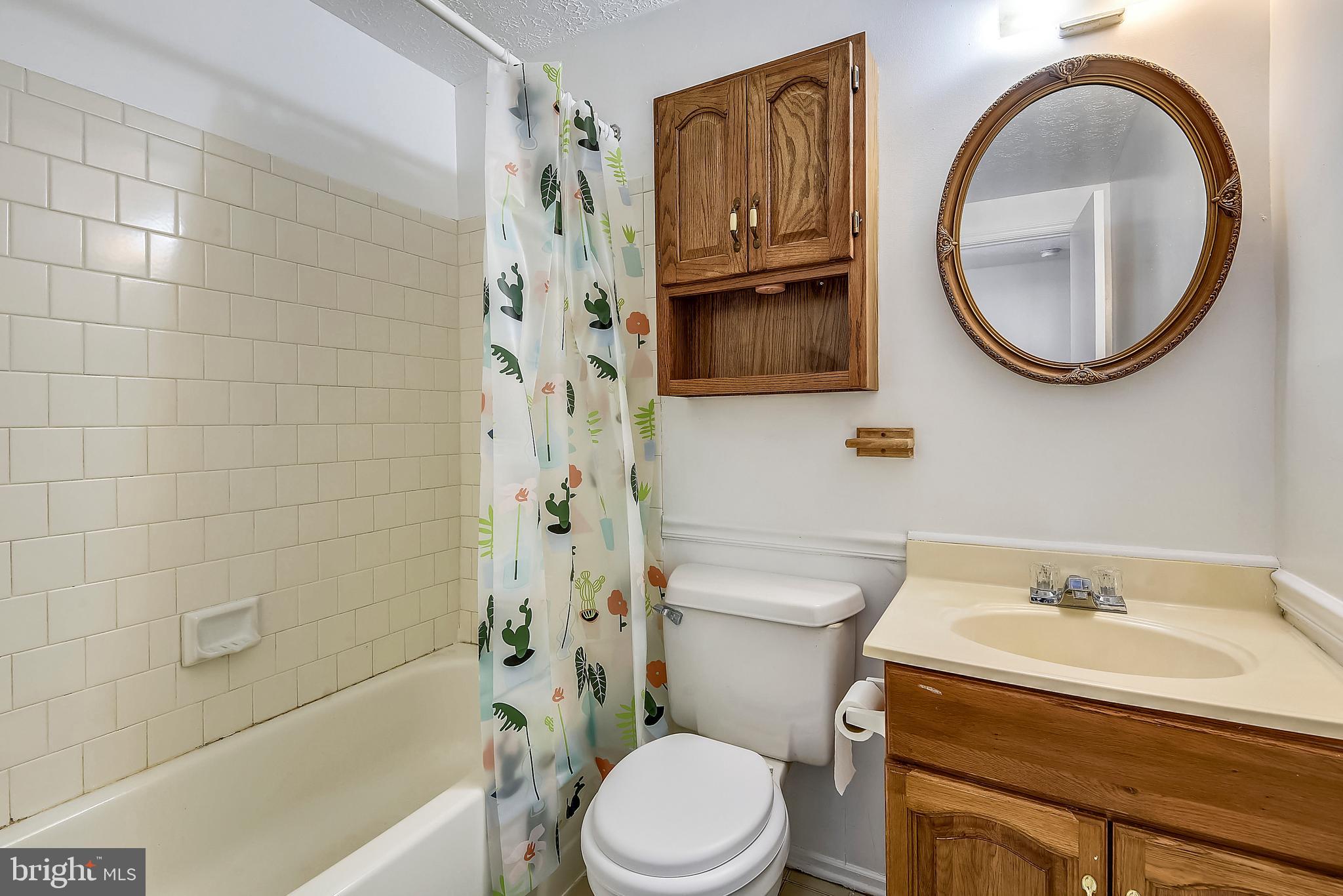 HERITAGE HILL CONDO - Residential