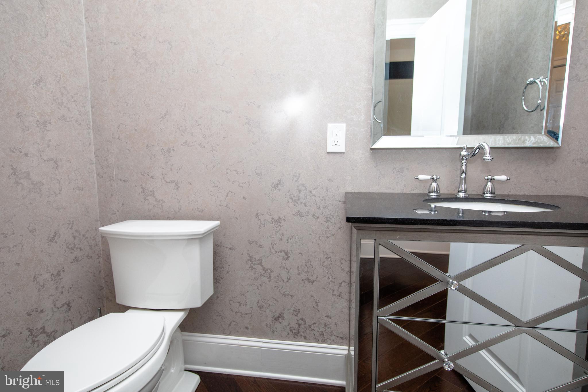 000 - Residential Lease