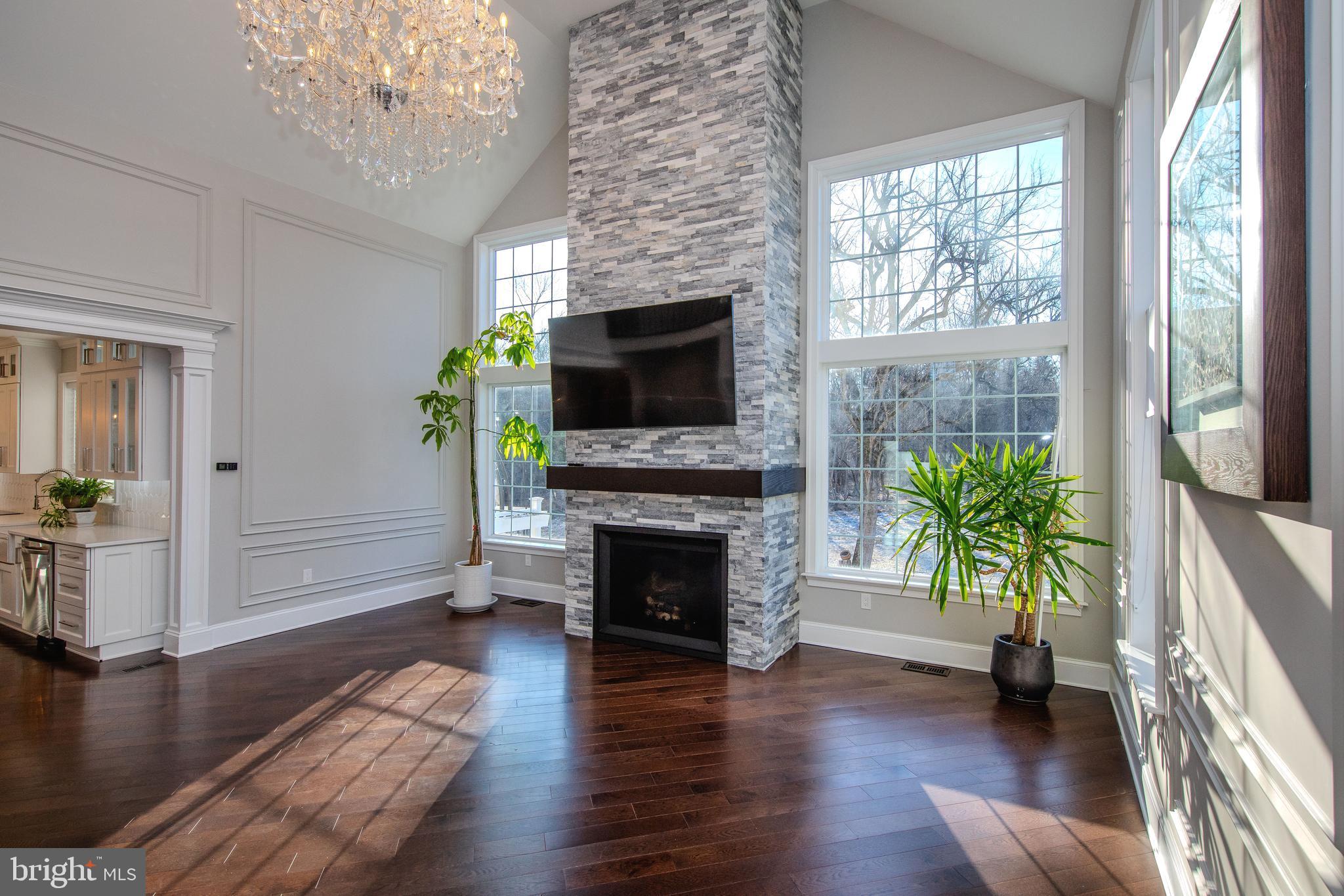 000 - Residential Lease