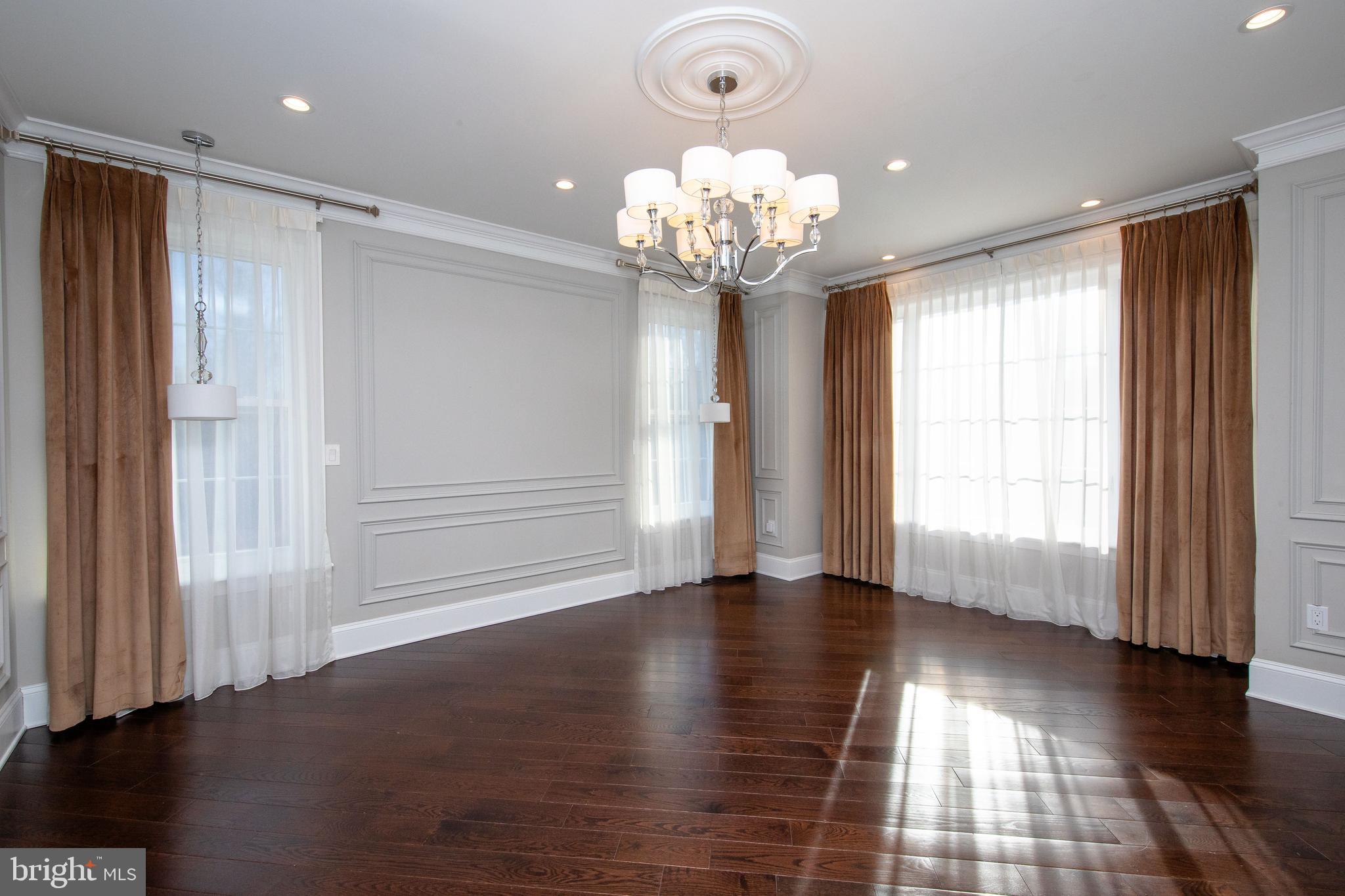 000 - Residential Lease