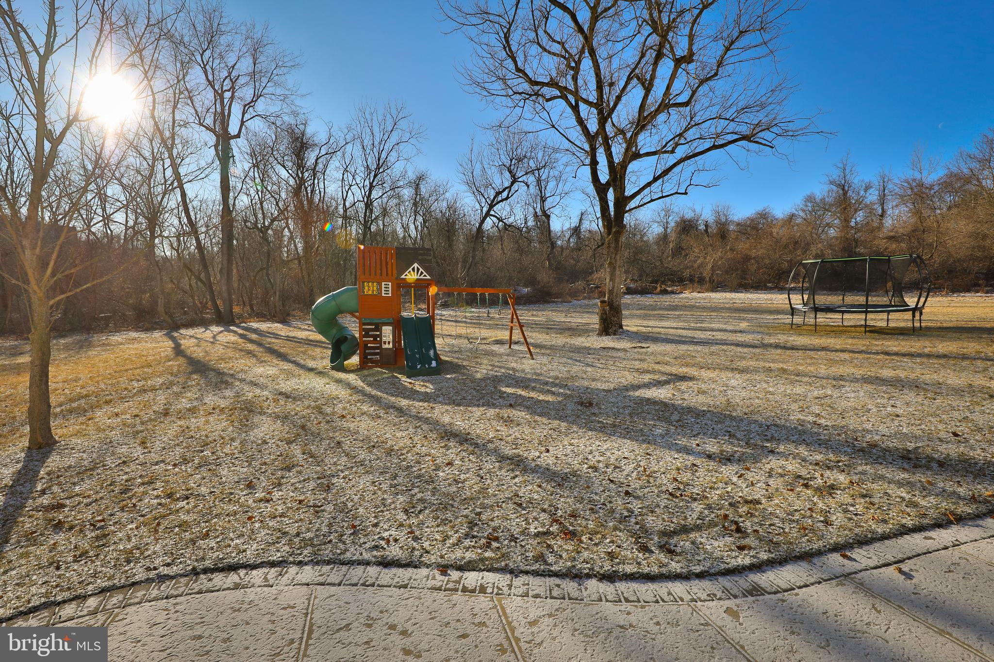 000 - Residential Lease