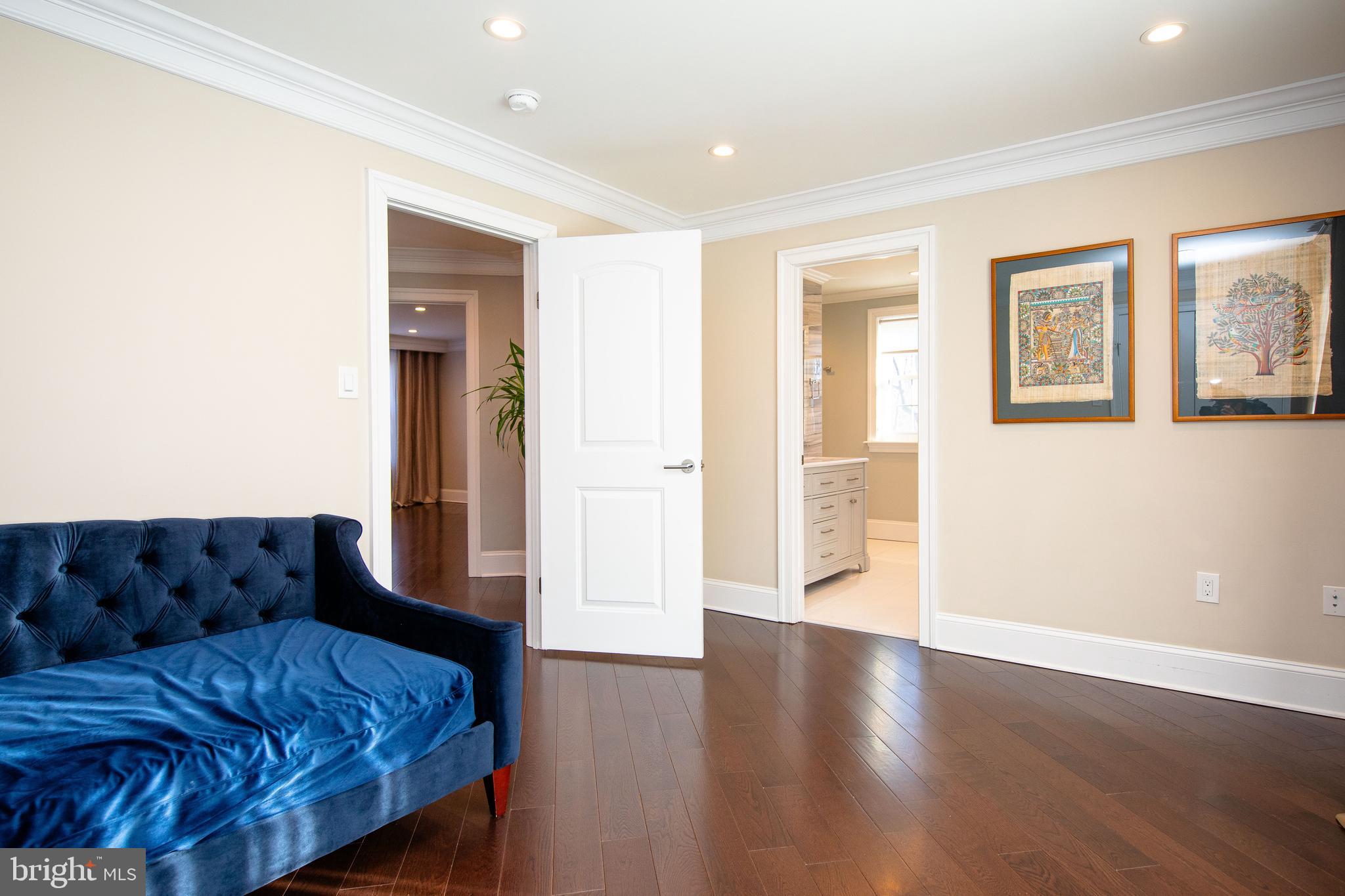 000 - Residential Lease