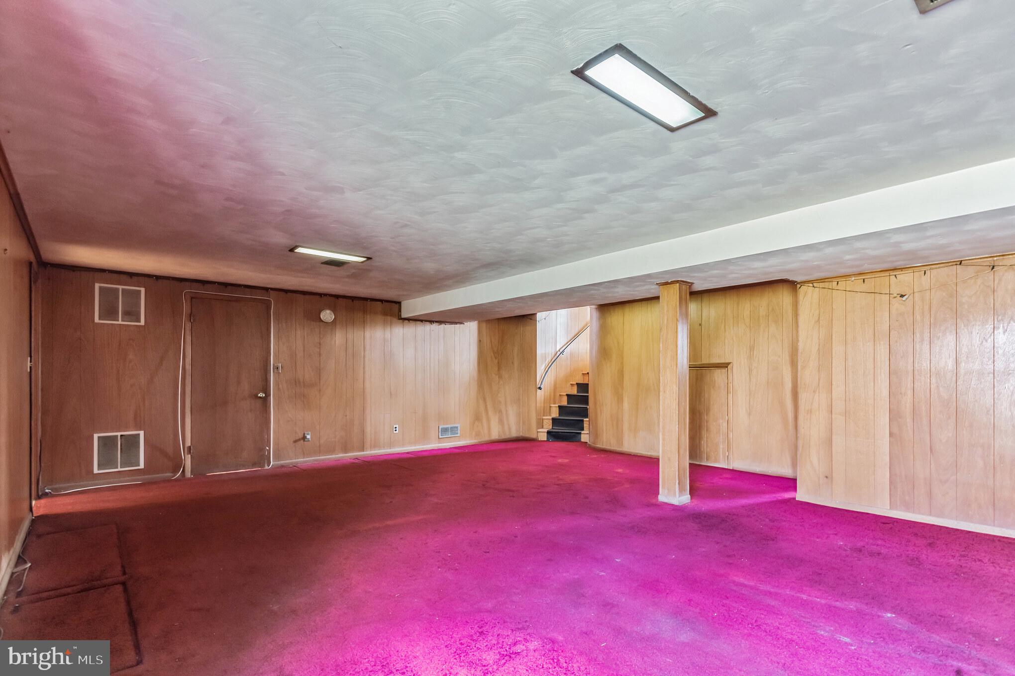 WINDSOR MILL - Residential