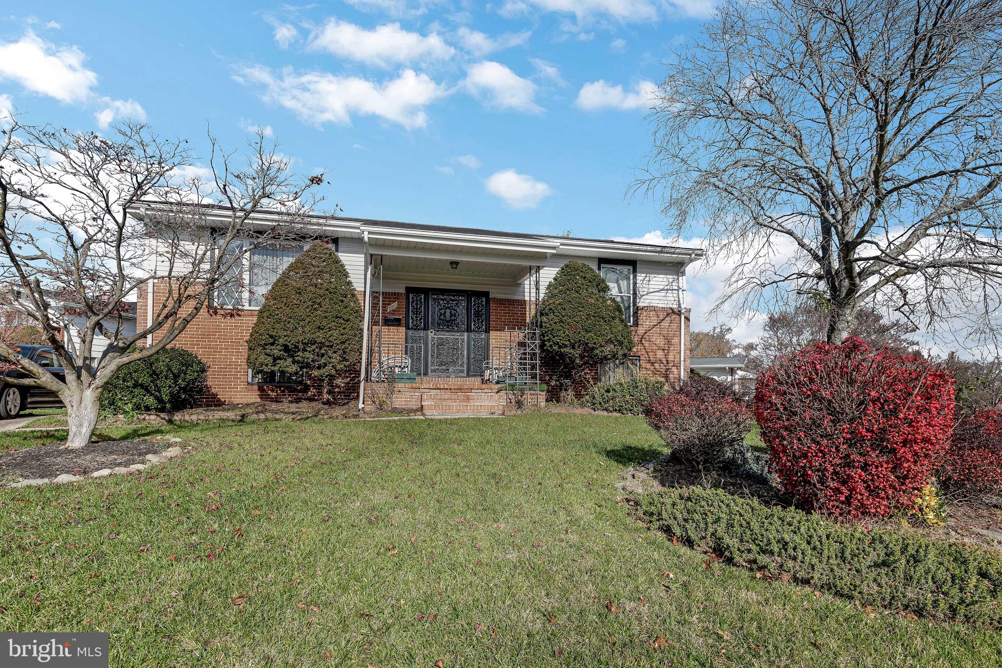 WINDSOR MILL - Residential