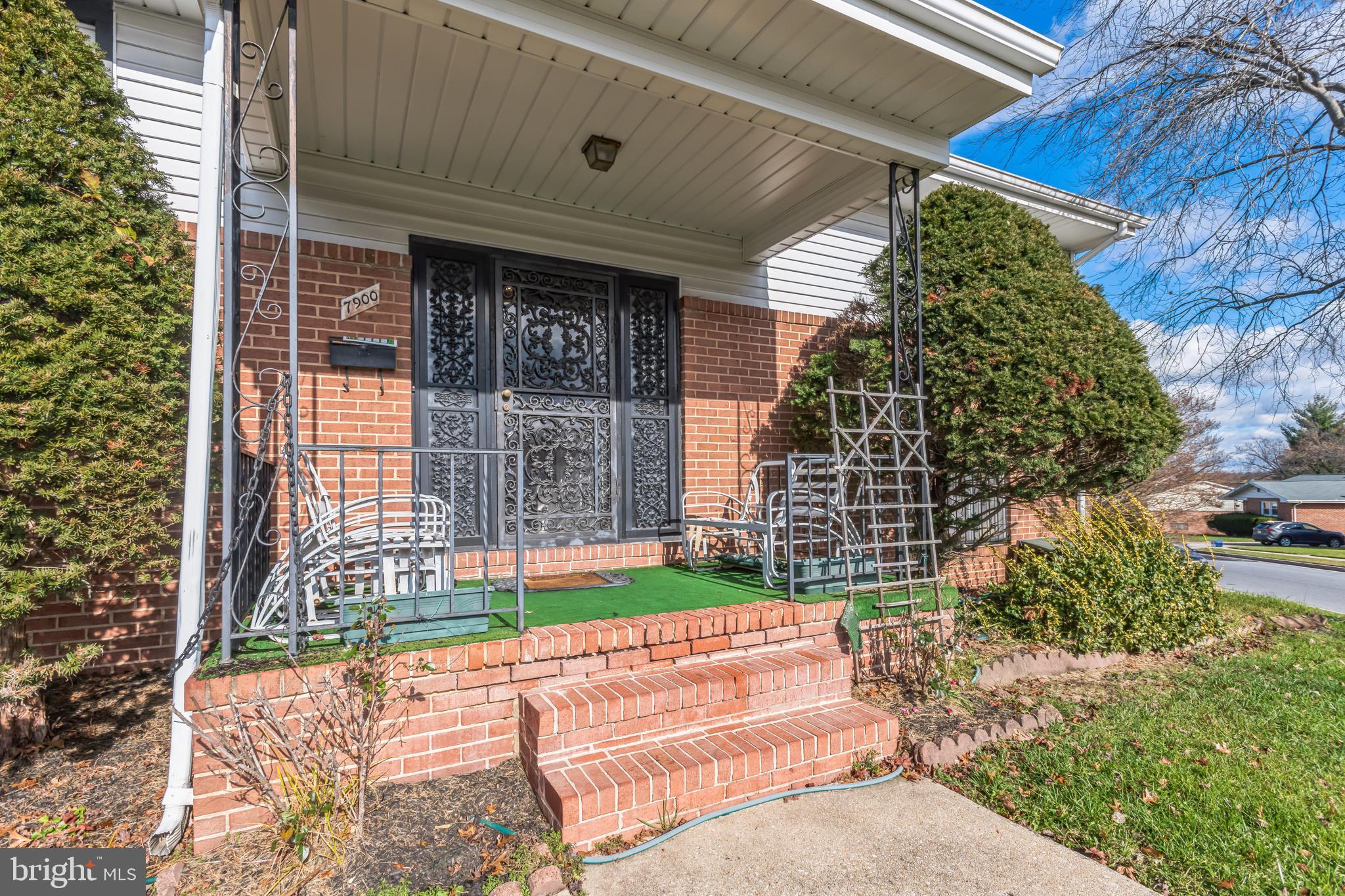 WINDSOR MILL - Residential