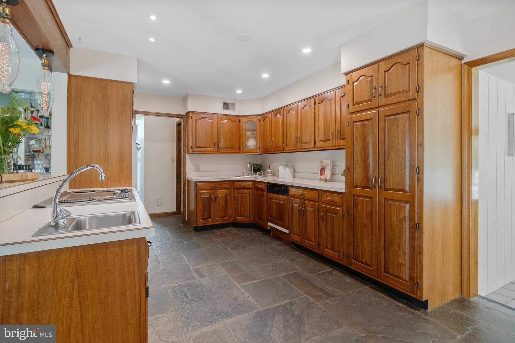 NON AVAILABLE - Residential