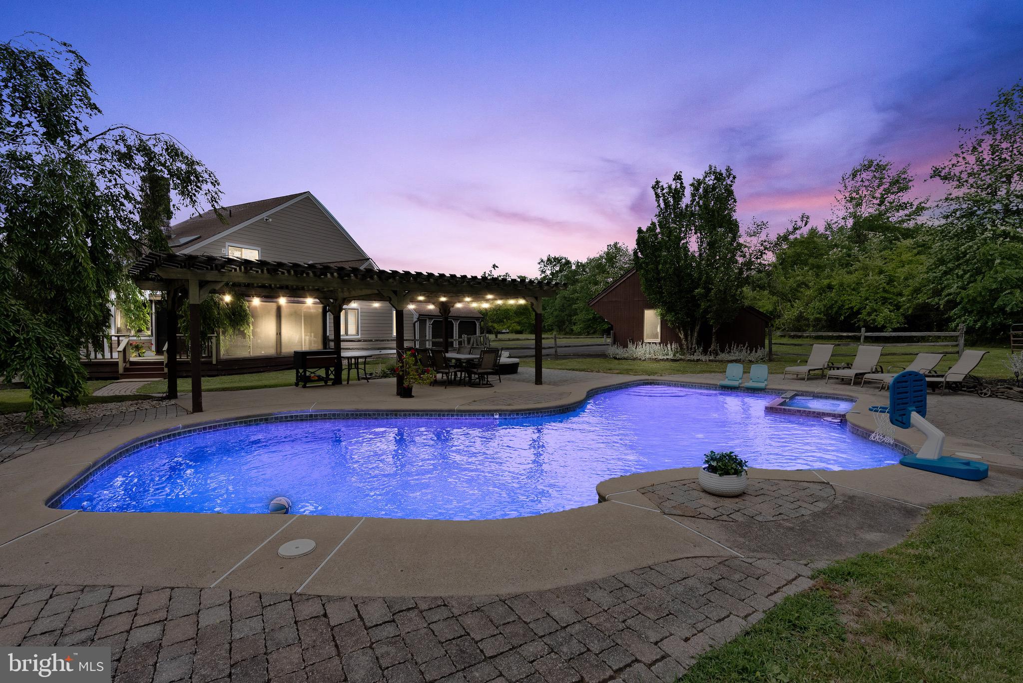 NON AVAILABLE - Residential