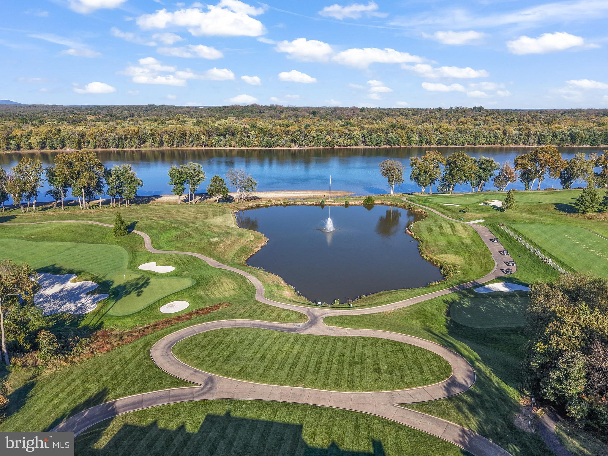 RIVER CREEK - Residential