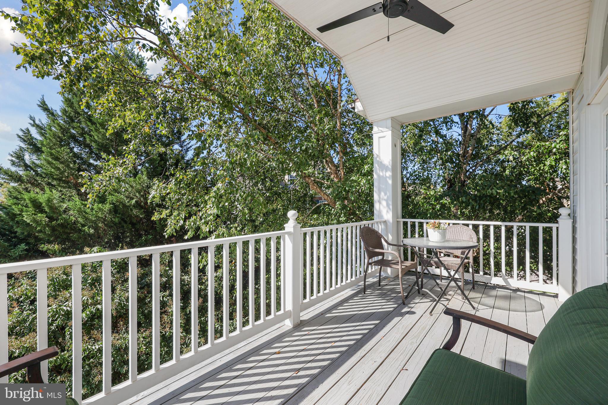 RIVER CREEK - Residential