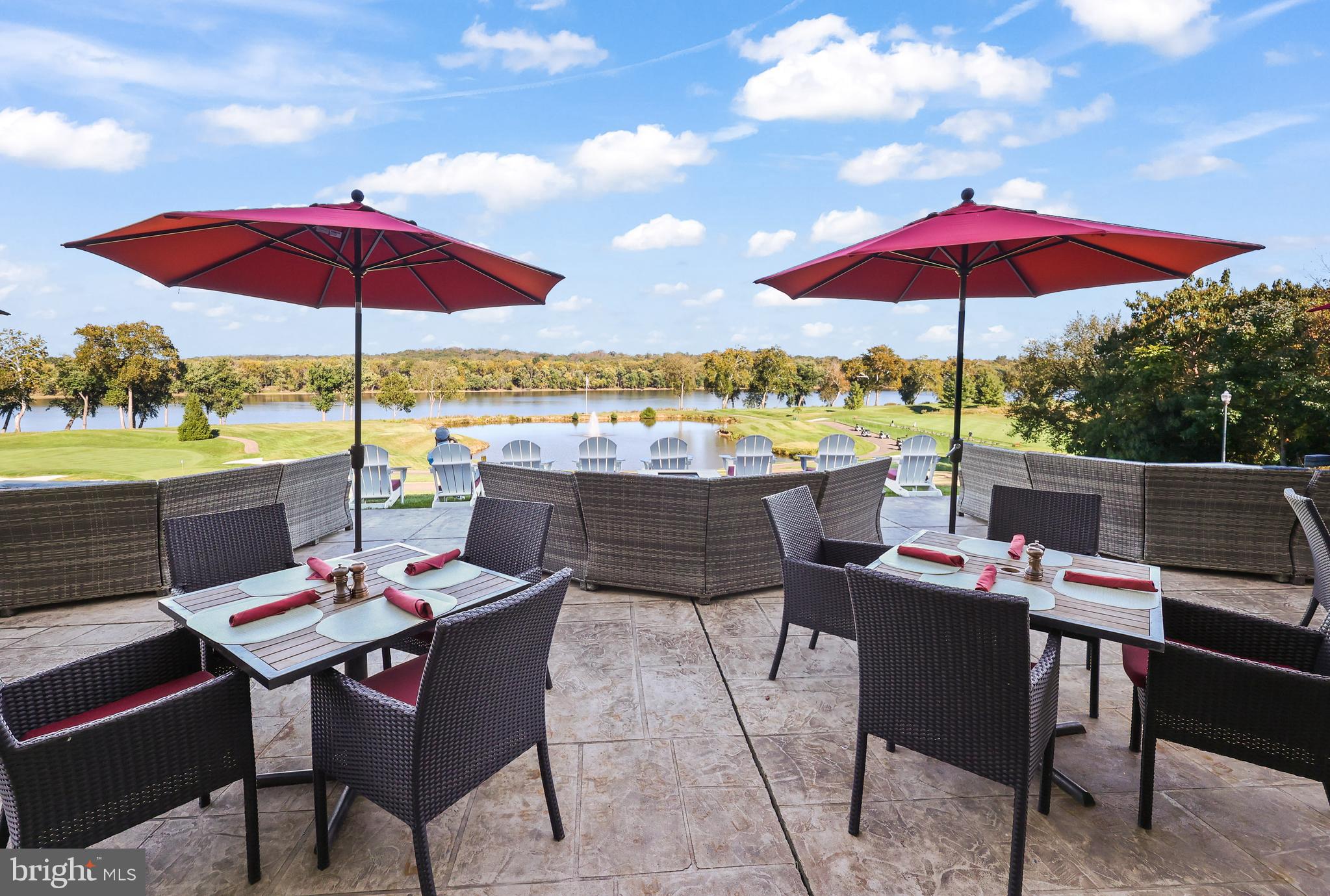 RIVER CREEK - Residential