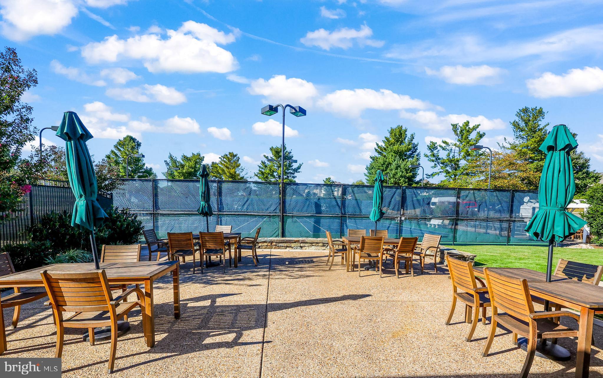 RIVER CREEK - Residential