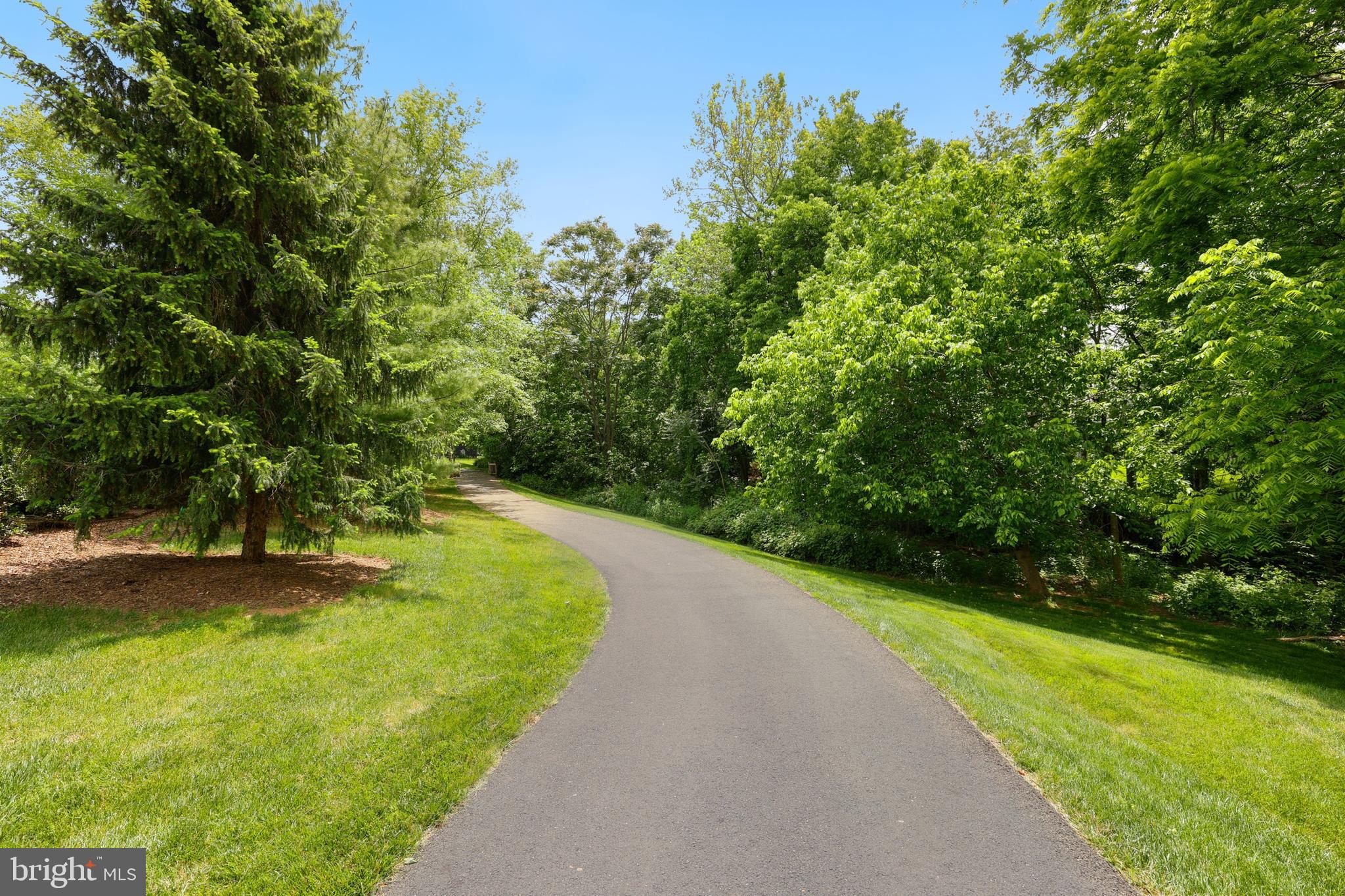 RIVER CREEK - Residential