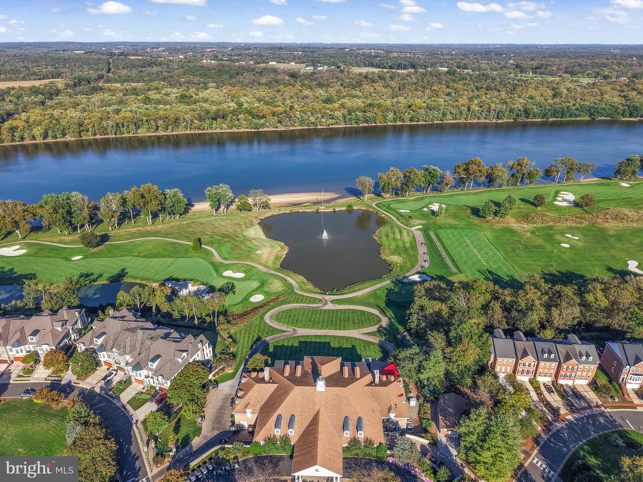 RIVER CREEK - Residential