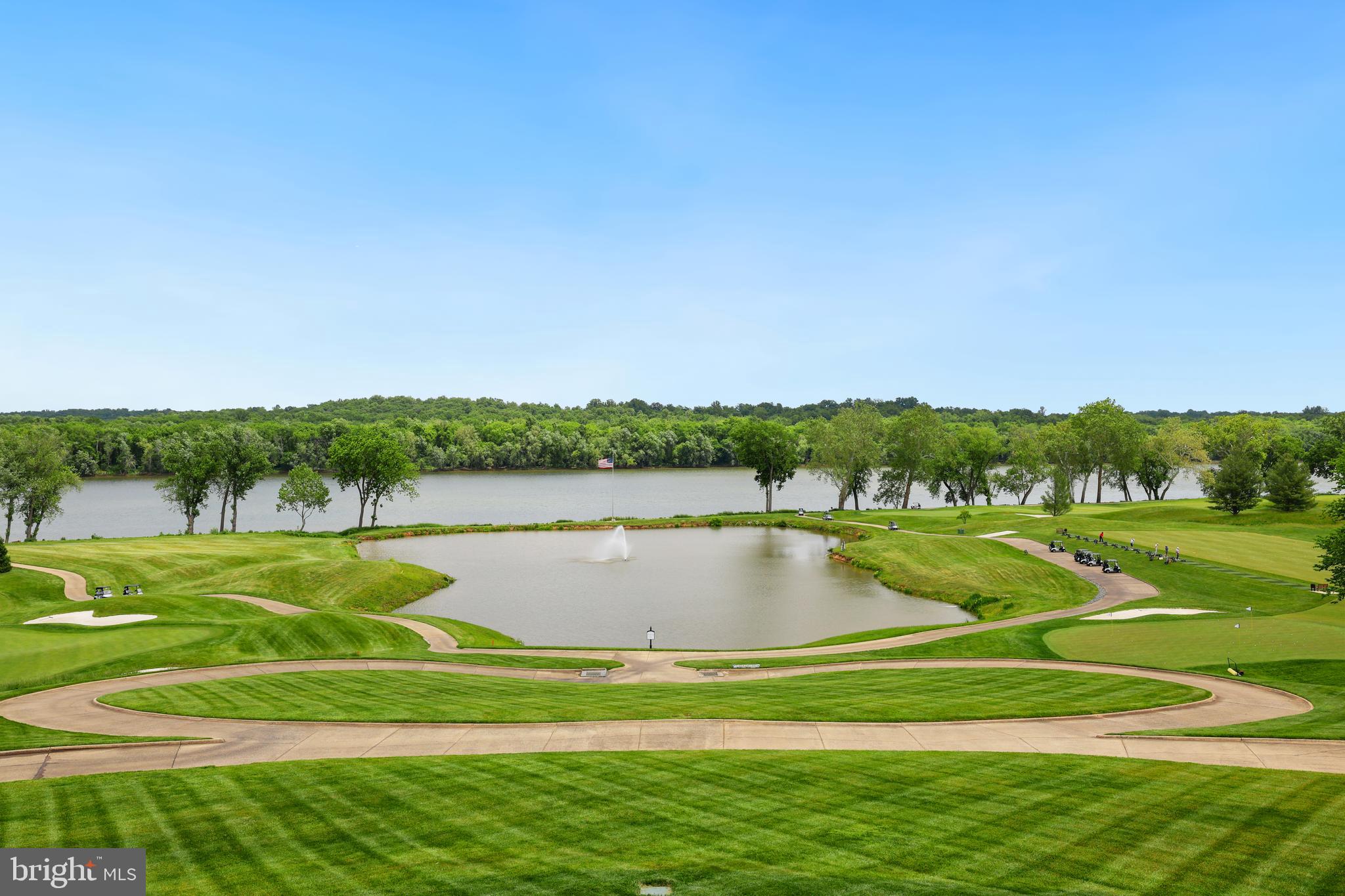 RIVER CREEK - Residential