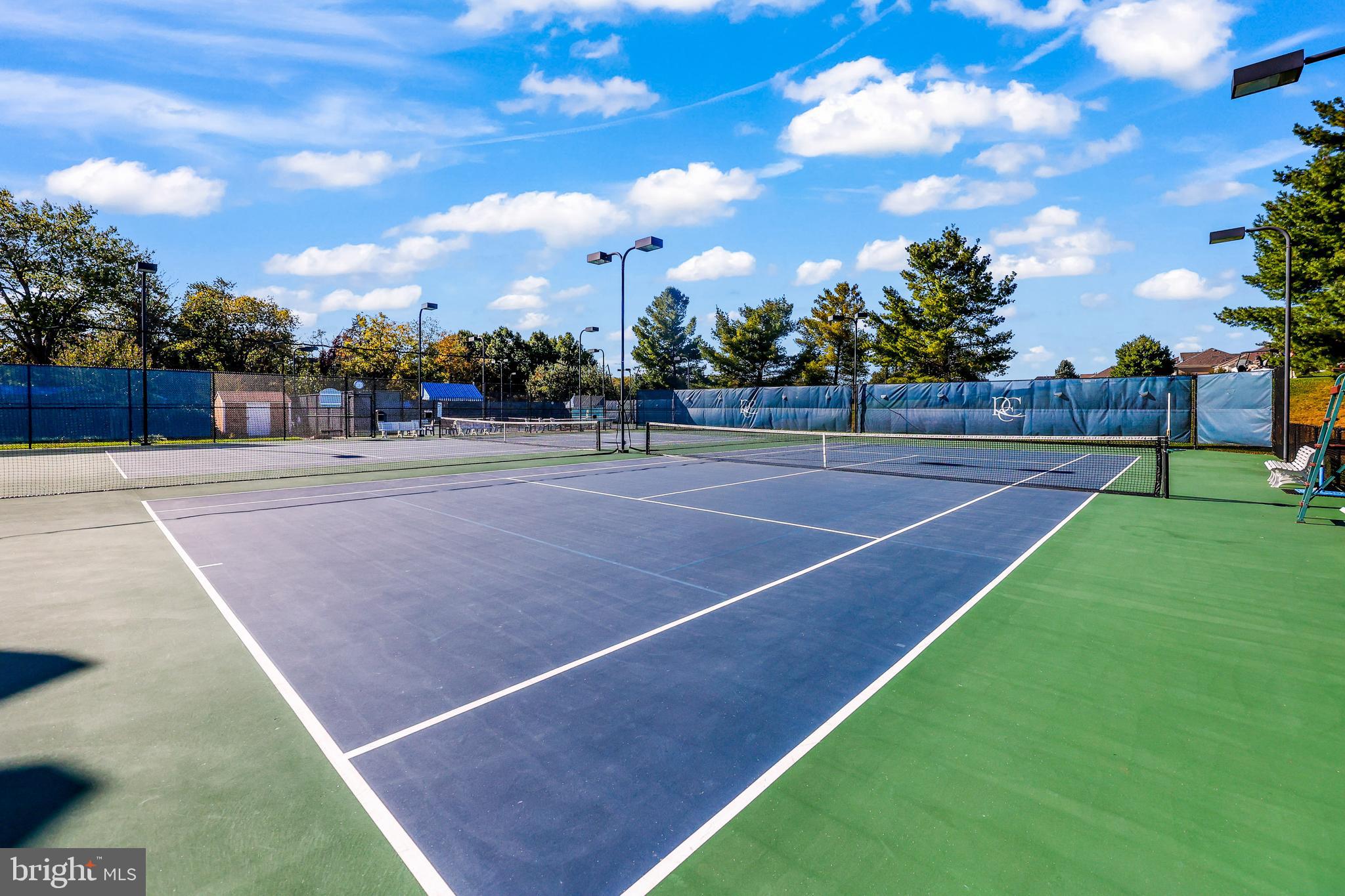 RIVER CREEK - Residential