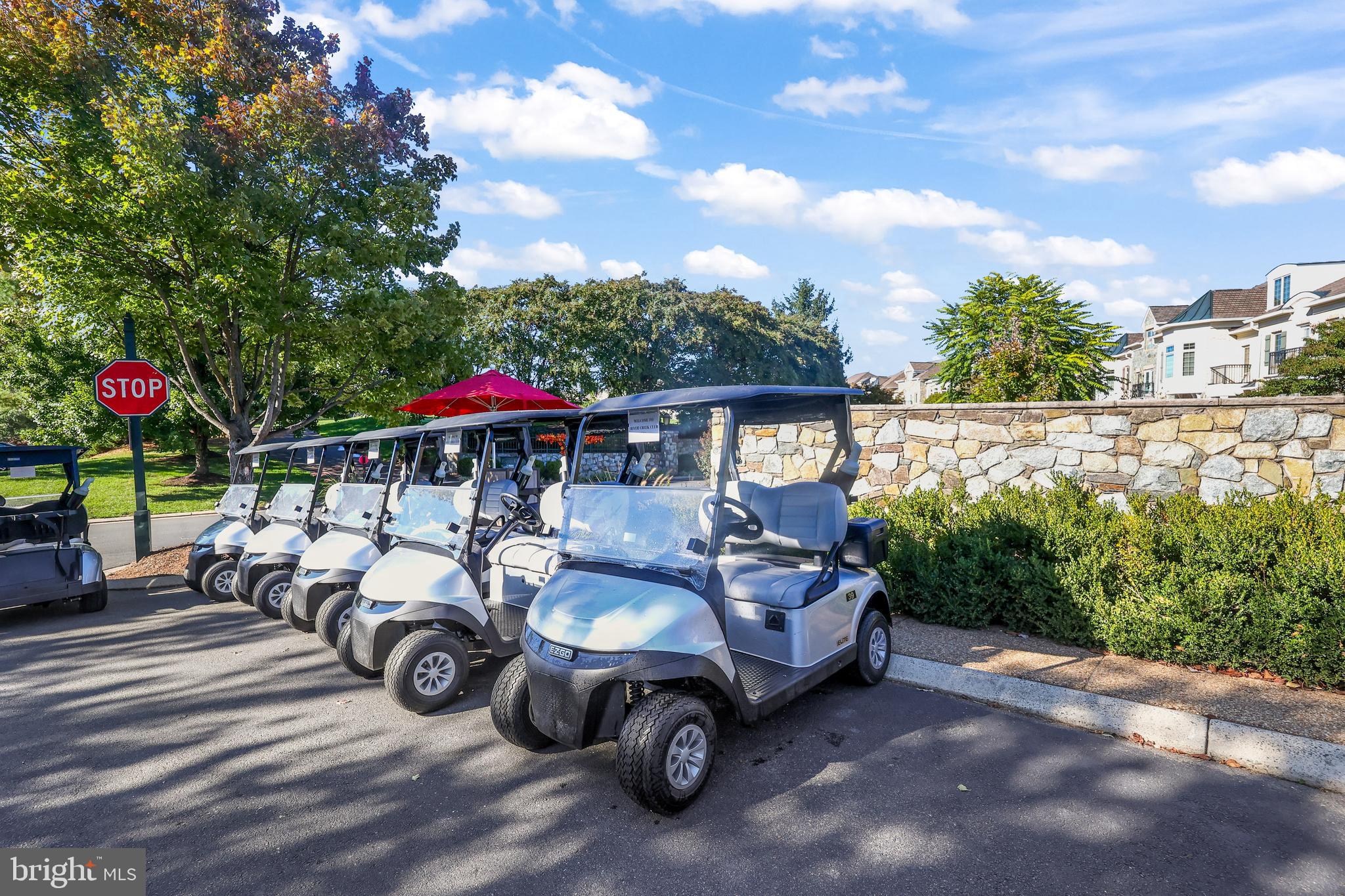 RIVER CREEK - Residential