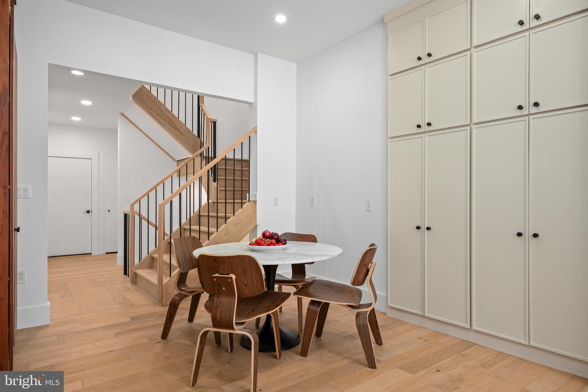 RIVER CREEK - Residential