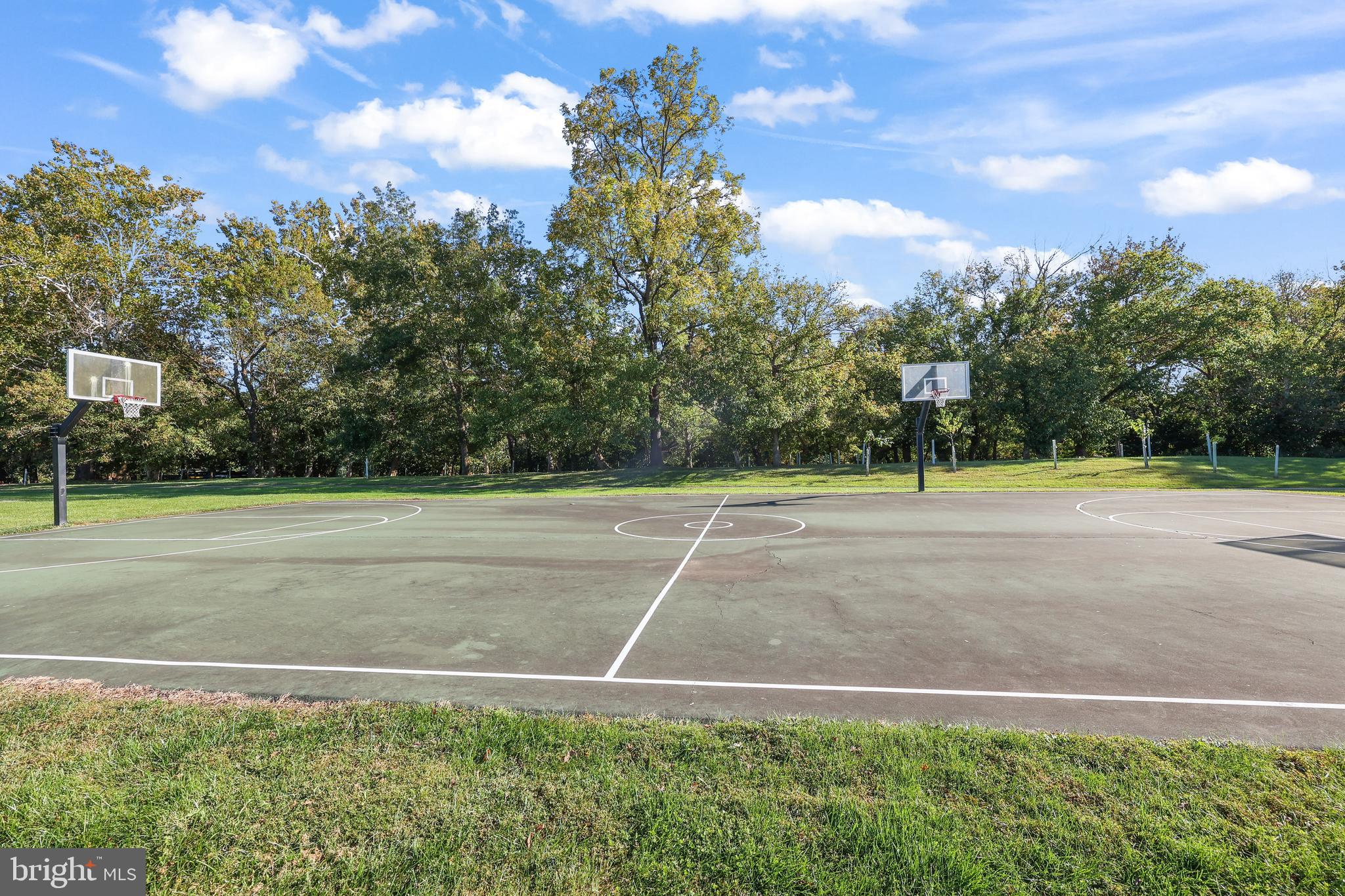 RIVER CREEK - Residential